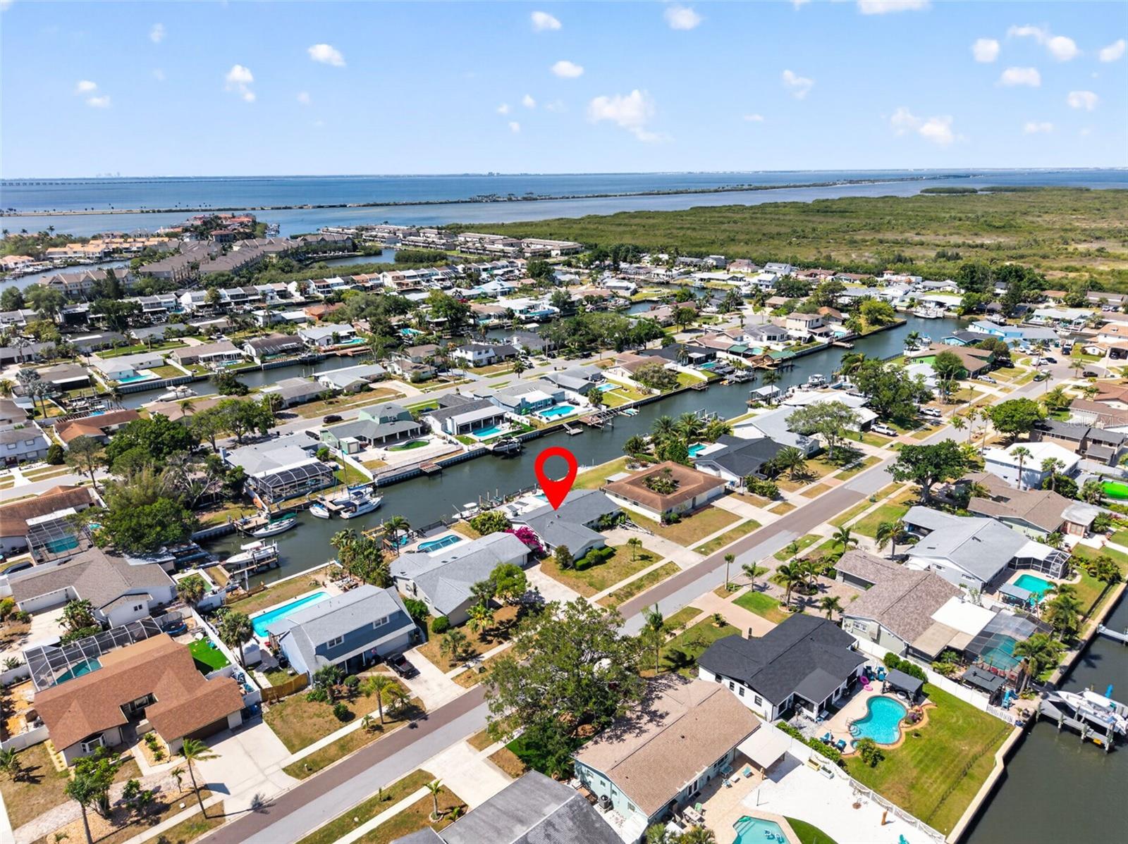 8450 FLAGSTONE DR, TAMPA, FL, 33615