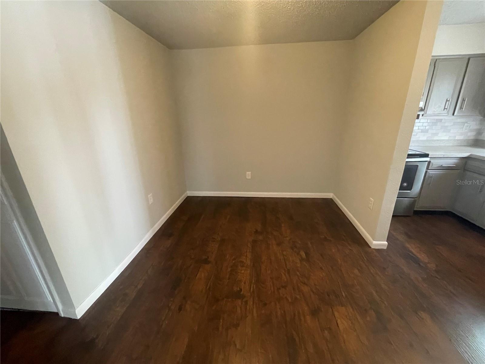 525 CONWAY RD #220, ORLANDO, FL, 32807