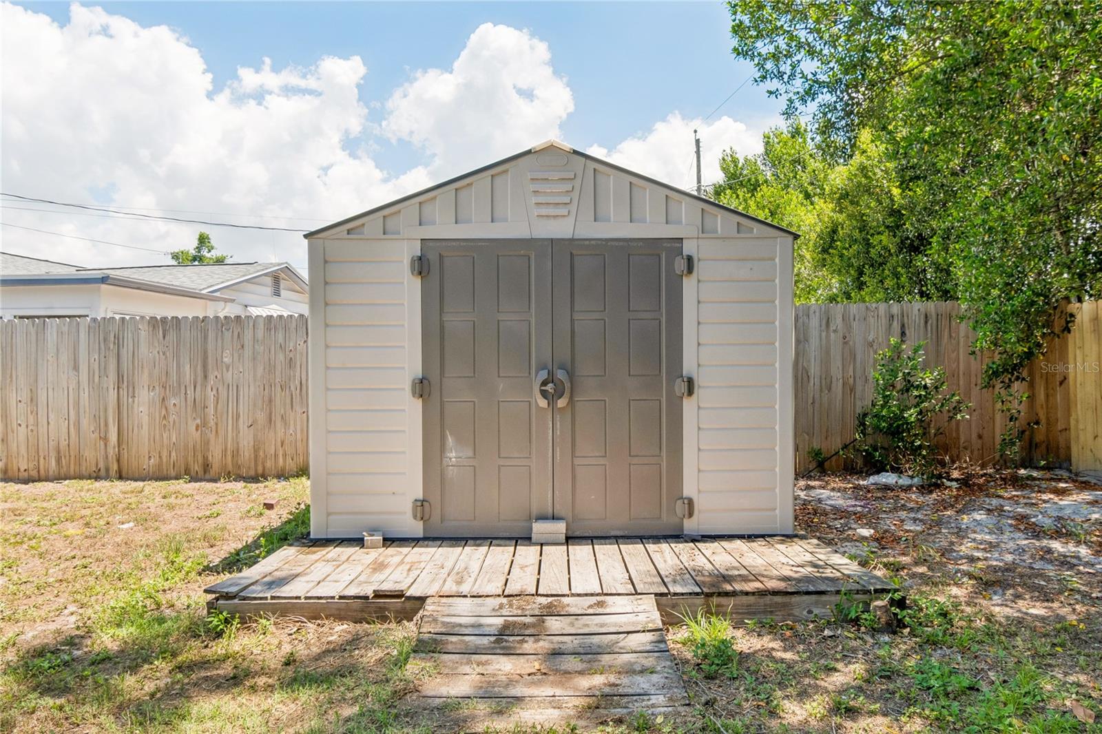 111 W GRAPEFRUIT CIR, CLEARWATER, FL, 33763