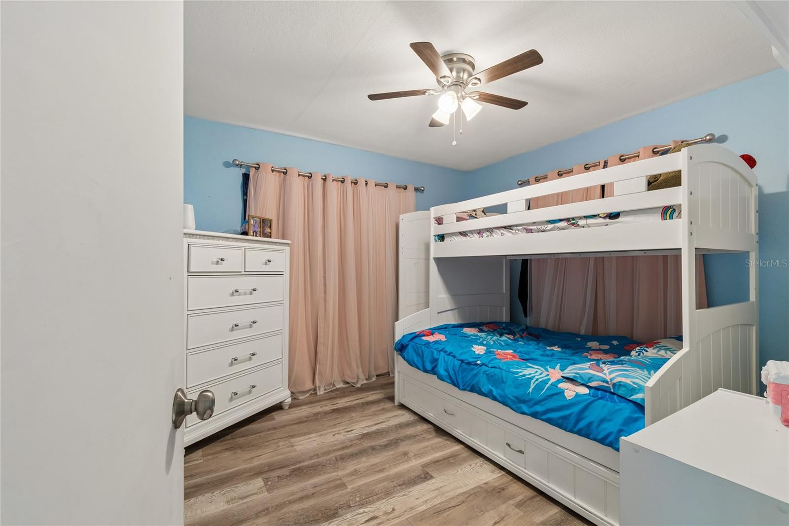 111 W GRAPEFRUIT CIR, CLEARWATER, FL, 33763