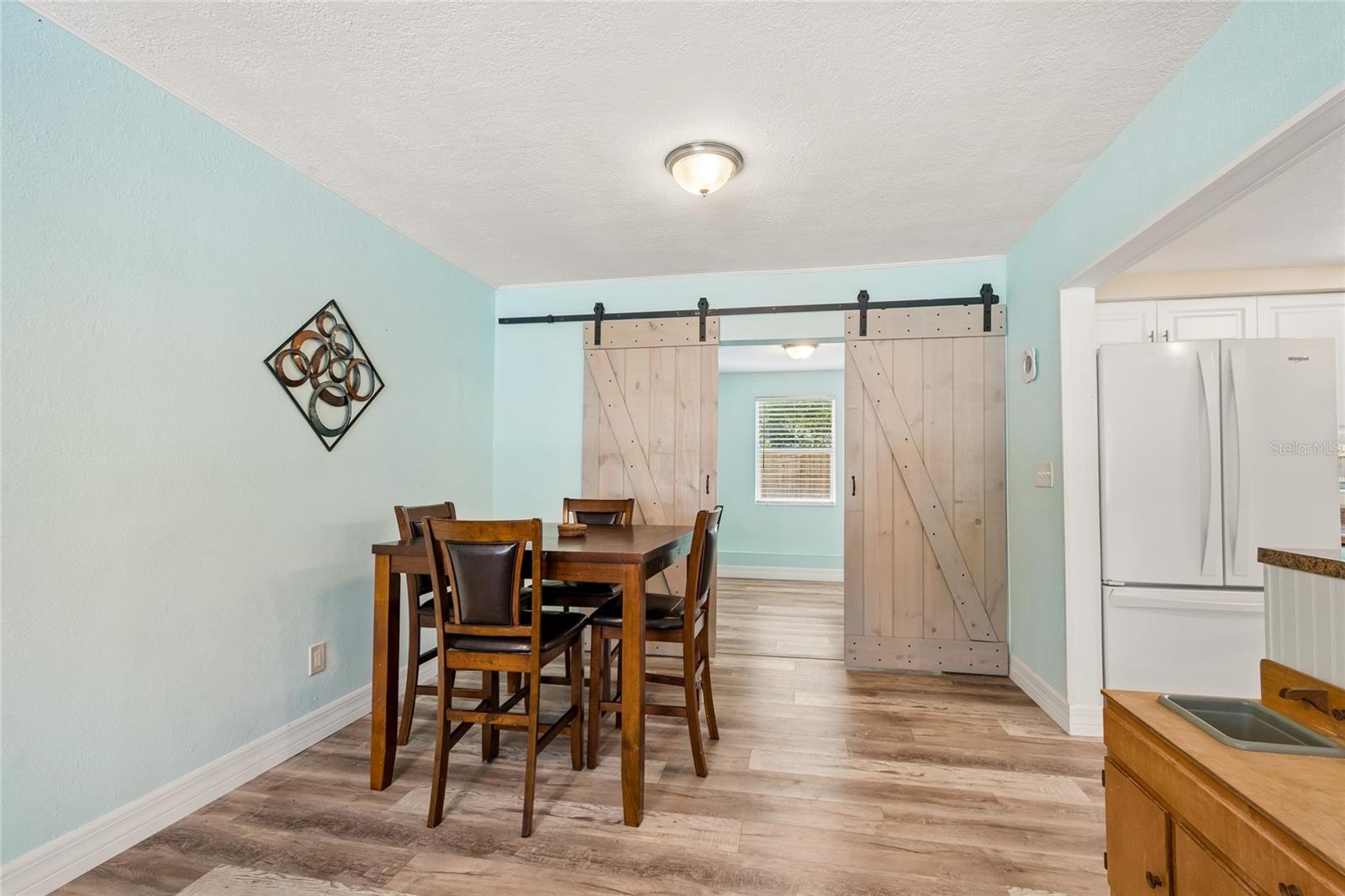 111 W GRAPEFRUIT CIR, CLEARWATER, FL, 33763