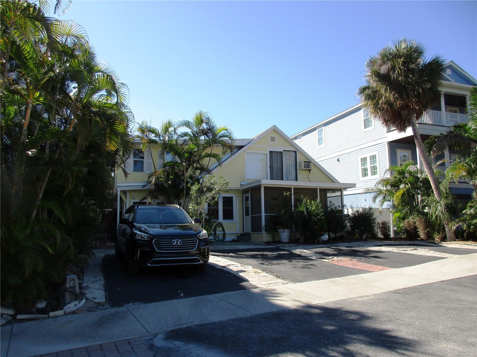 618 AVENIDA DE MAYO, SARASOTA, FL, 34242