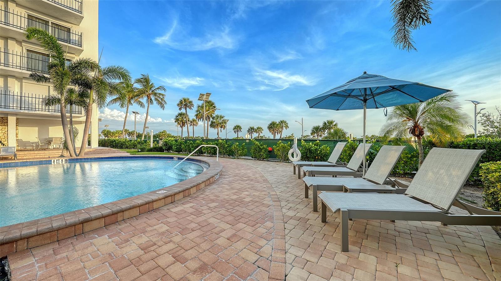 101 BENJAMIN FRANKLIN DR #85 & 86, SARASOTA, FL, 34236