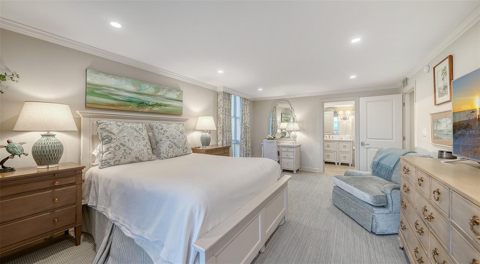 101 BENJAMIN FRANKLIN DR #85 & 86, SARASOTA, FL, 34236