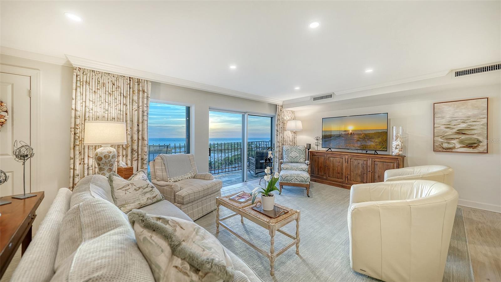 101 BENJAMIN FRANKLIN DR #85 & 86, SARASOTA, FL, 34236