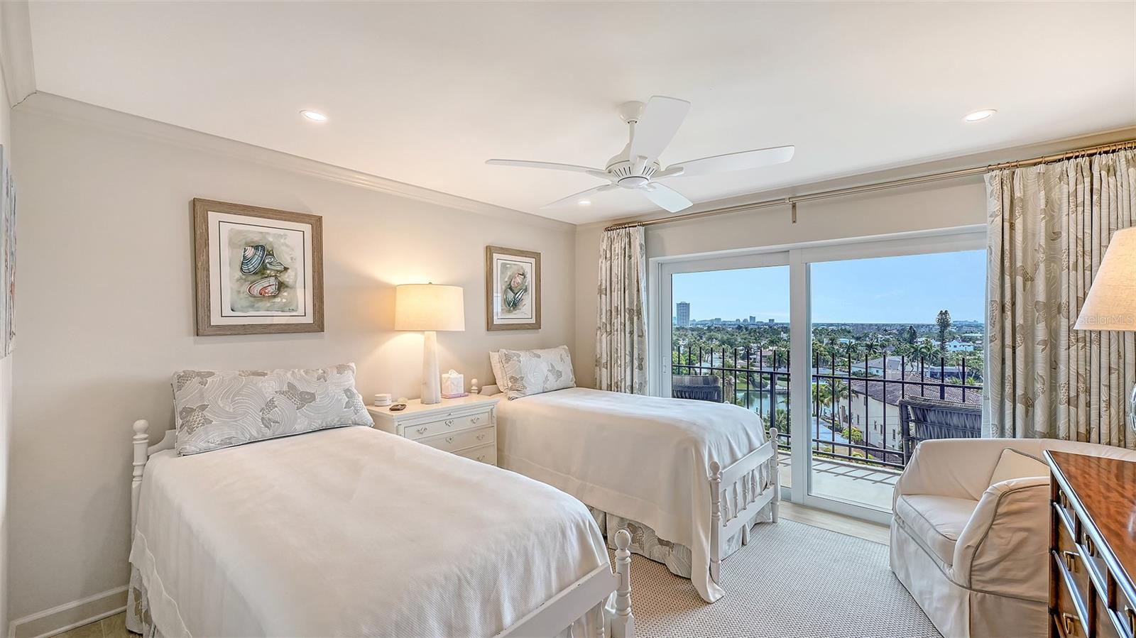 101 BENJAMIN FRANKLIN DR #85 & 86, SARASOTA, FL, 34236