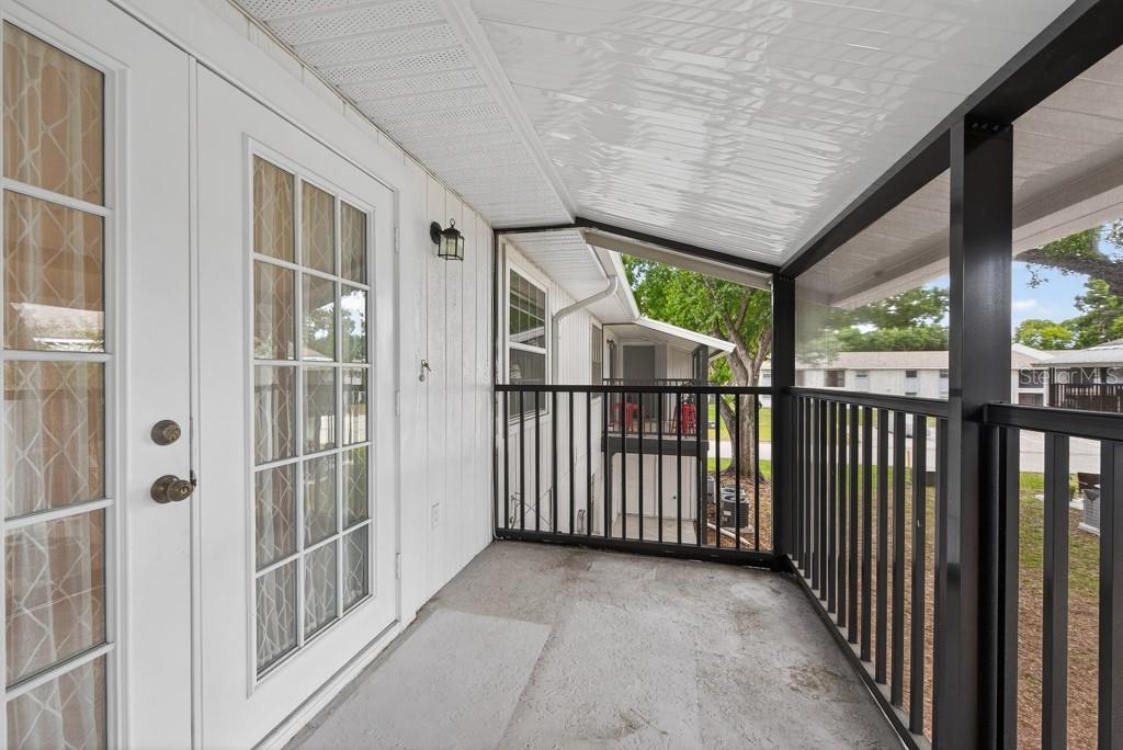 3803 N OAK DR #B32, TAMPA, FL, 33611