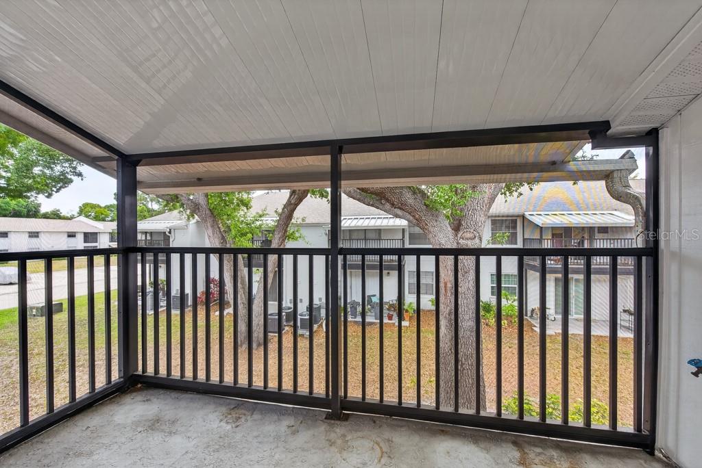 3803 N OAK DR #B32, TAMPA, FL, 33611