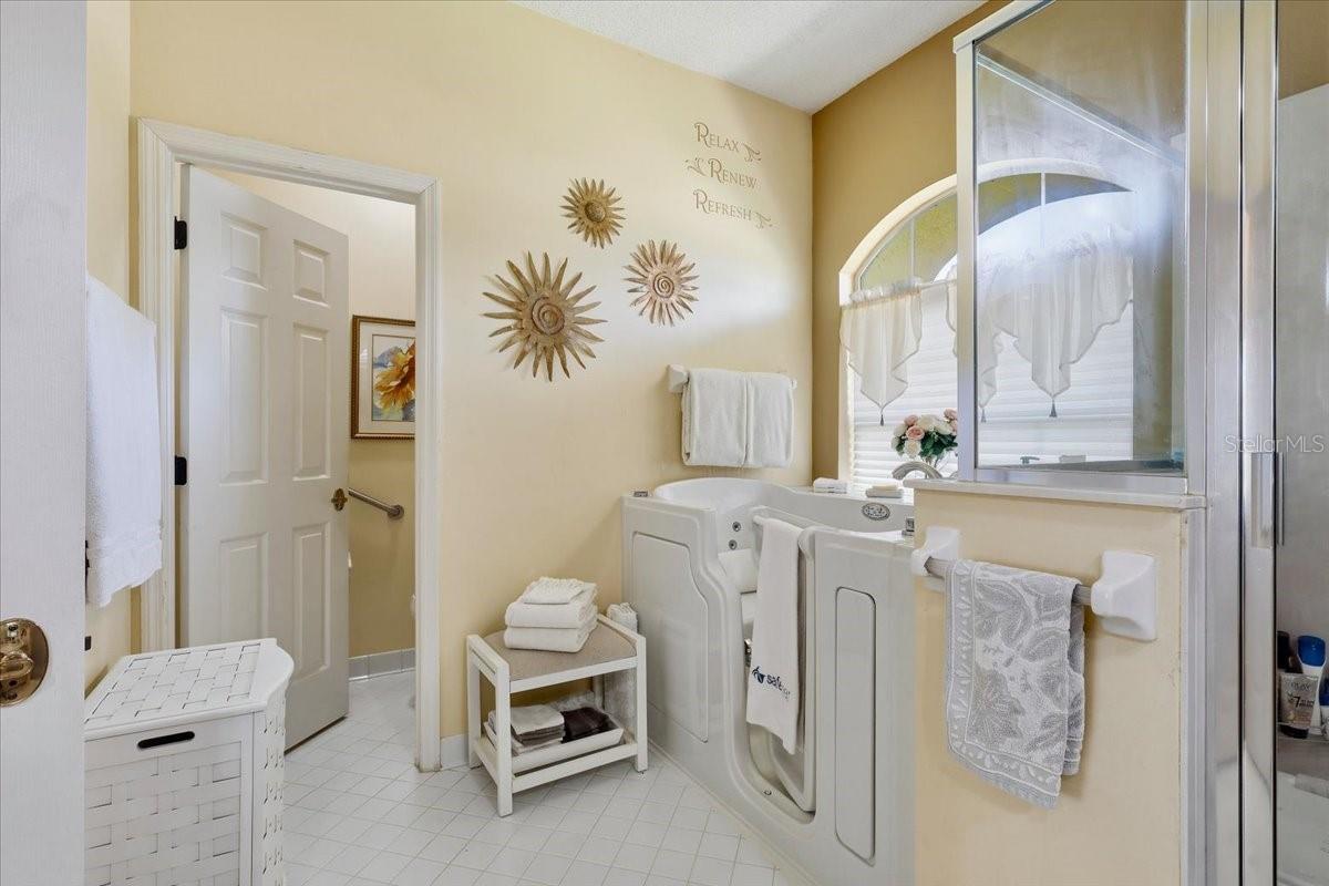 2 CARLSON LN, PALM COAST, FL, 32137