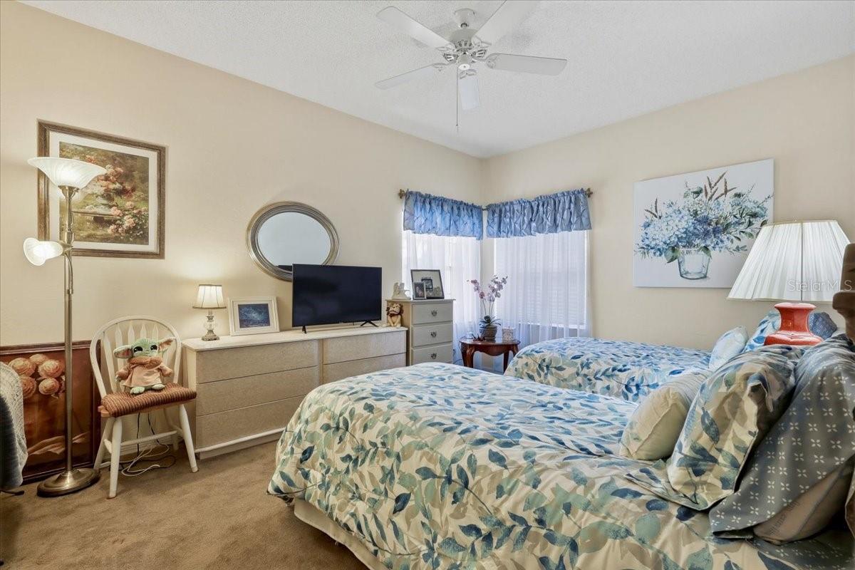 2 CARLSON LN, PALM COAST, FL, 32137