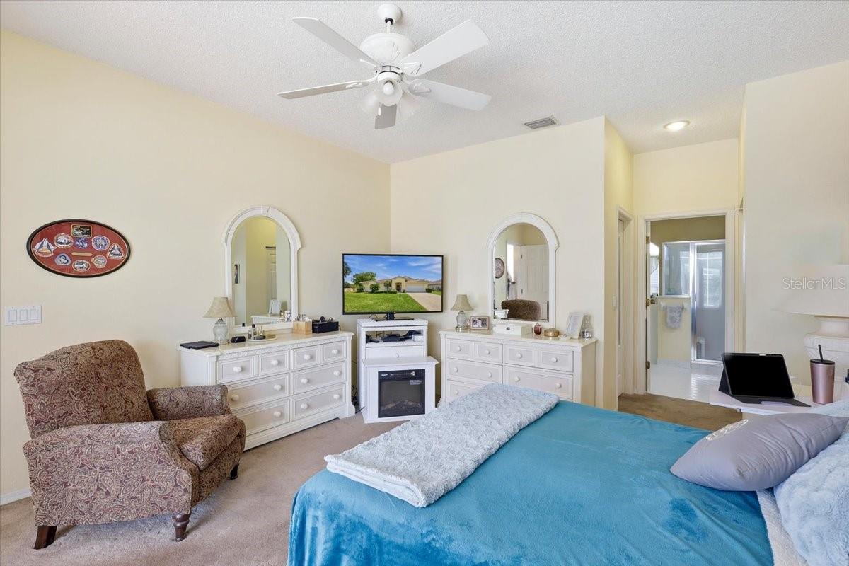2 CARLSON LN, PALM COAST, FL, 32137
