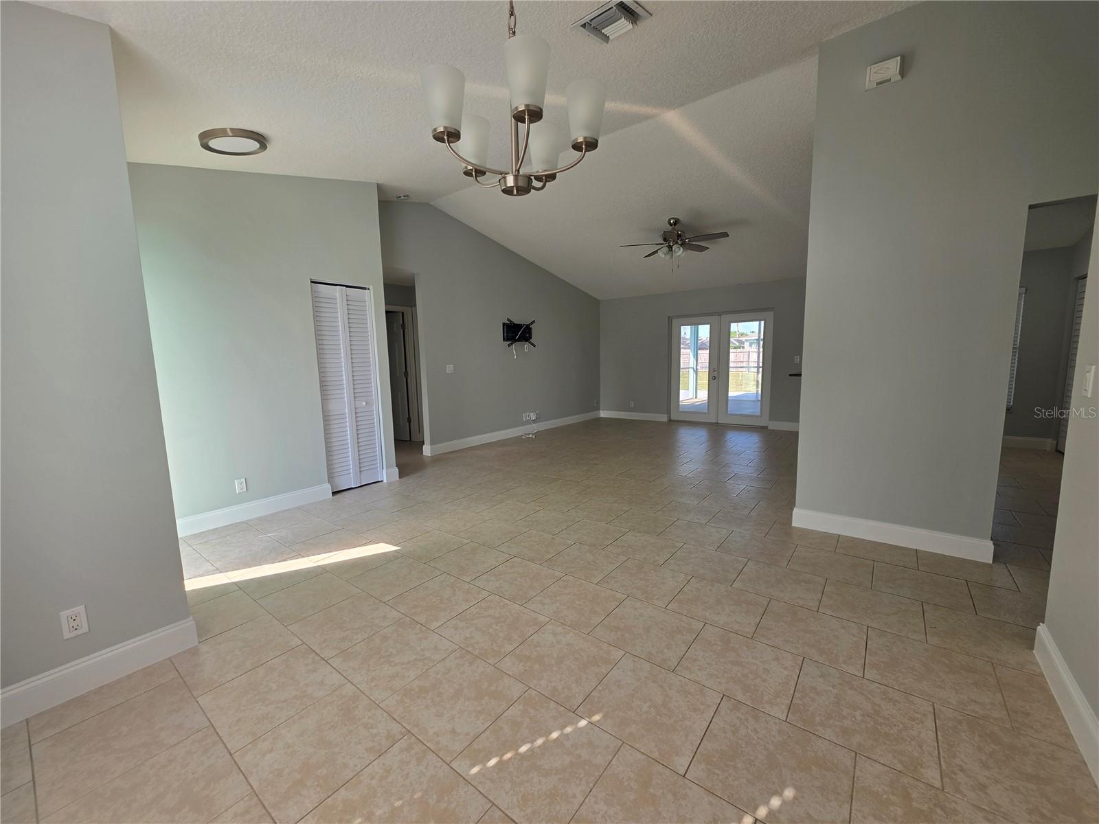 392 SW TAHOE CT, PORT ST LUCIE, FL, 34953