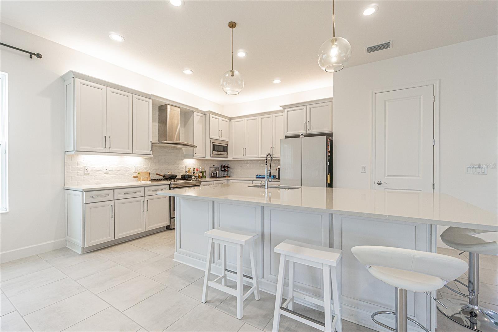 32353 ROSEWOOD MEADOW LN, WESLEY CHAPEL, FL, 33543