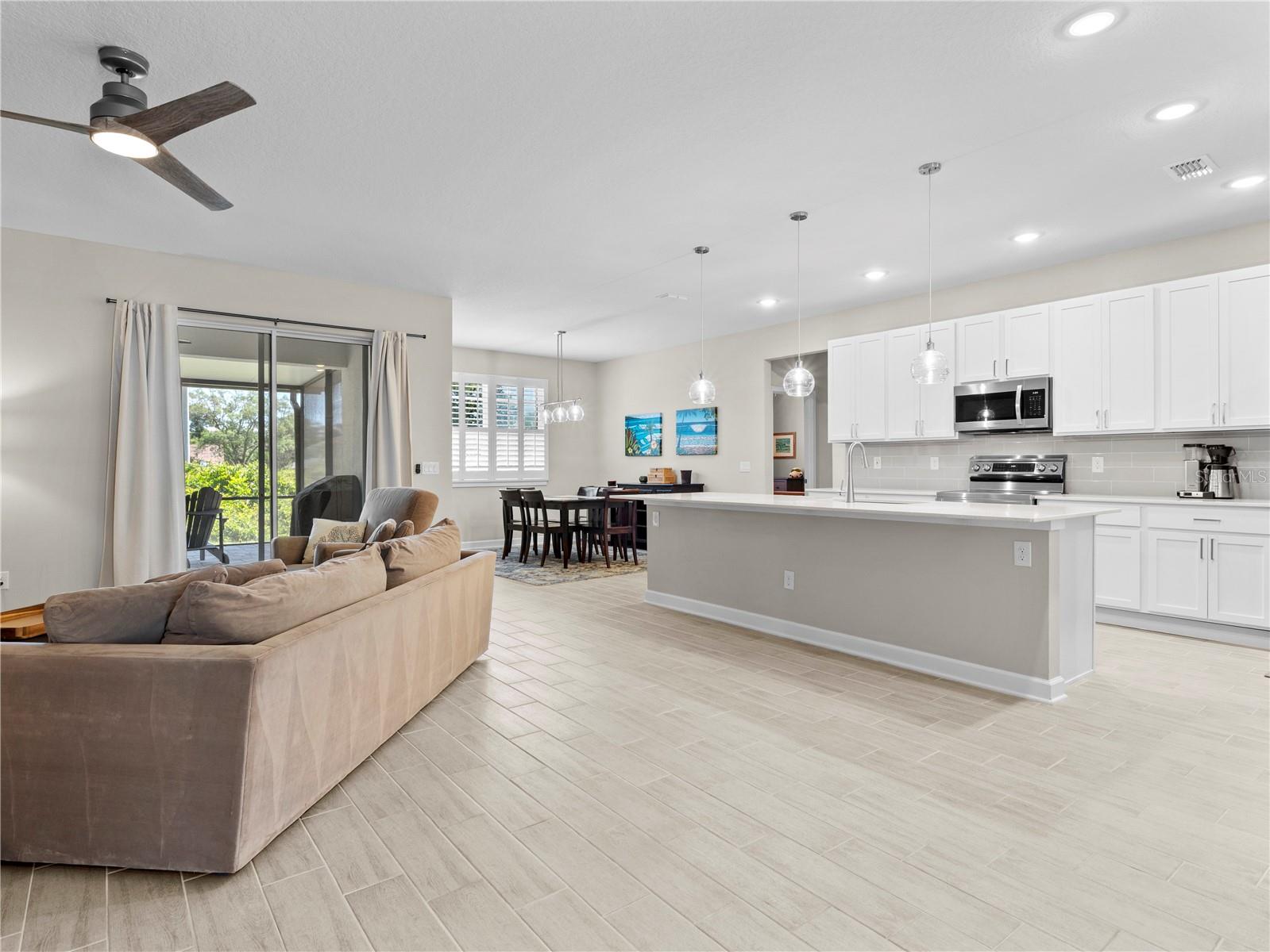 1 FIELDSTONE LN, PALM COAST, FL, 32137