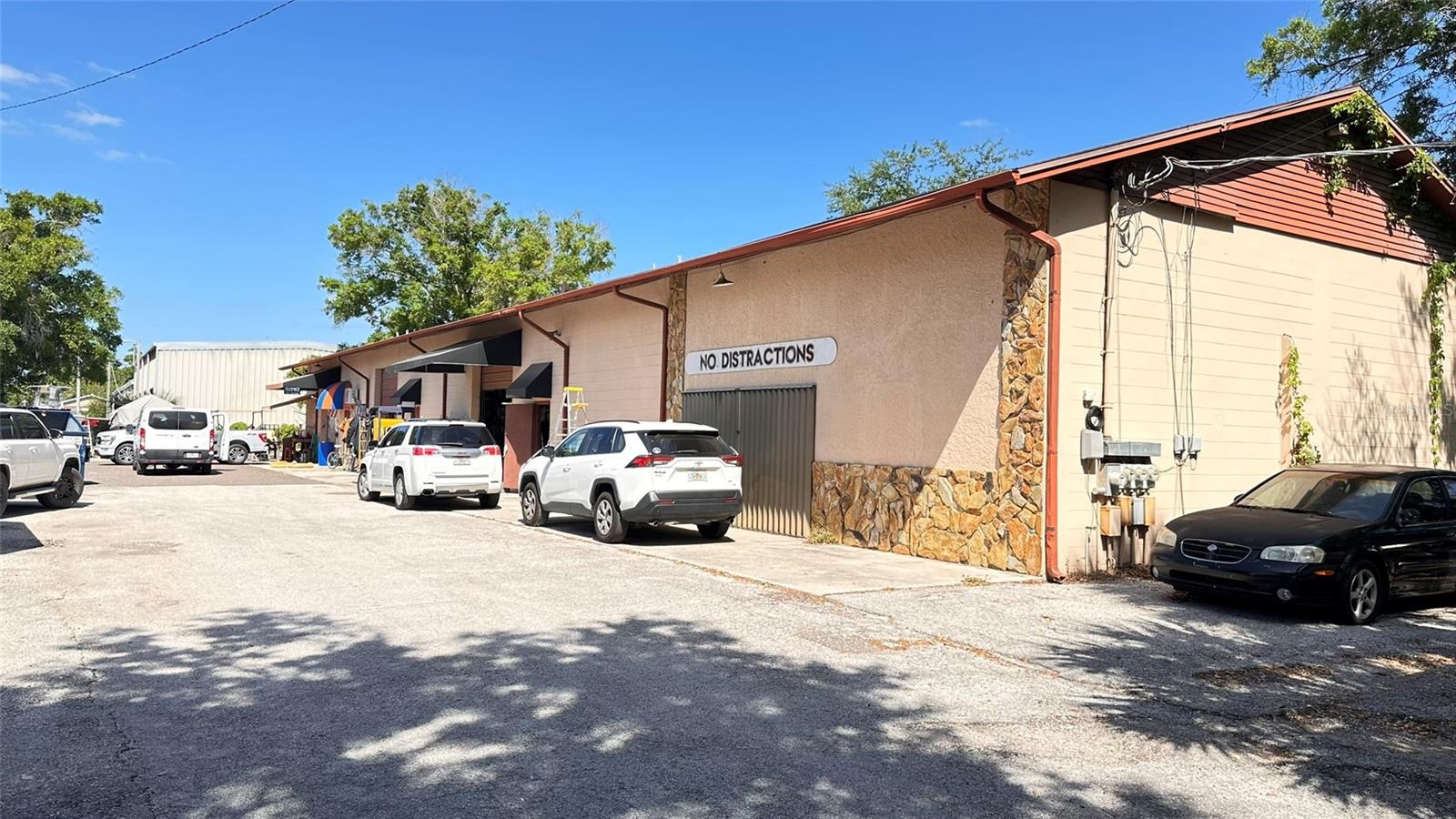 4712 N CLARK AVE, TAMPA, FL, 33614