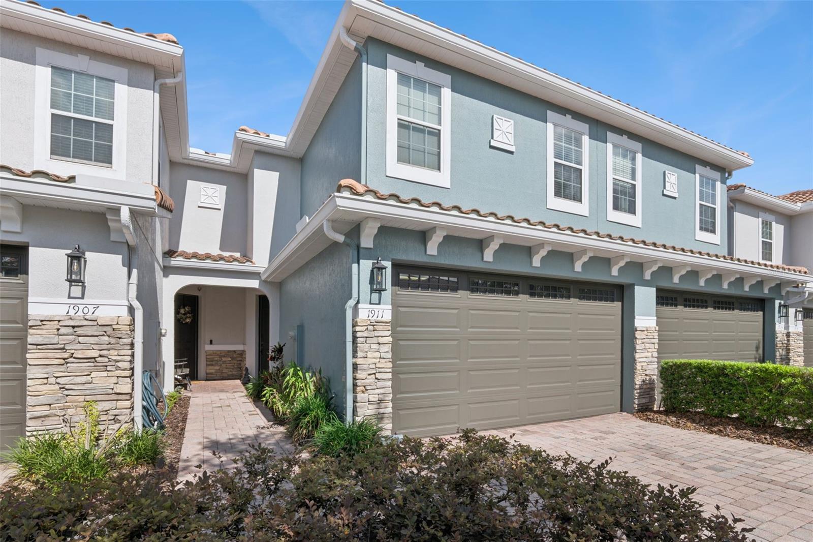 1911 SILVERWEED WAY, OVIEDO, FL, 32765