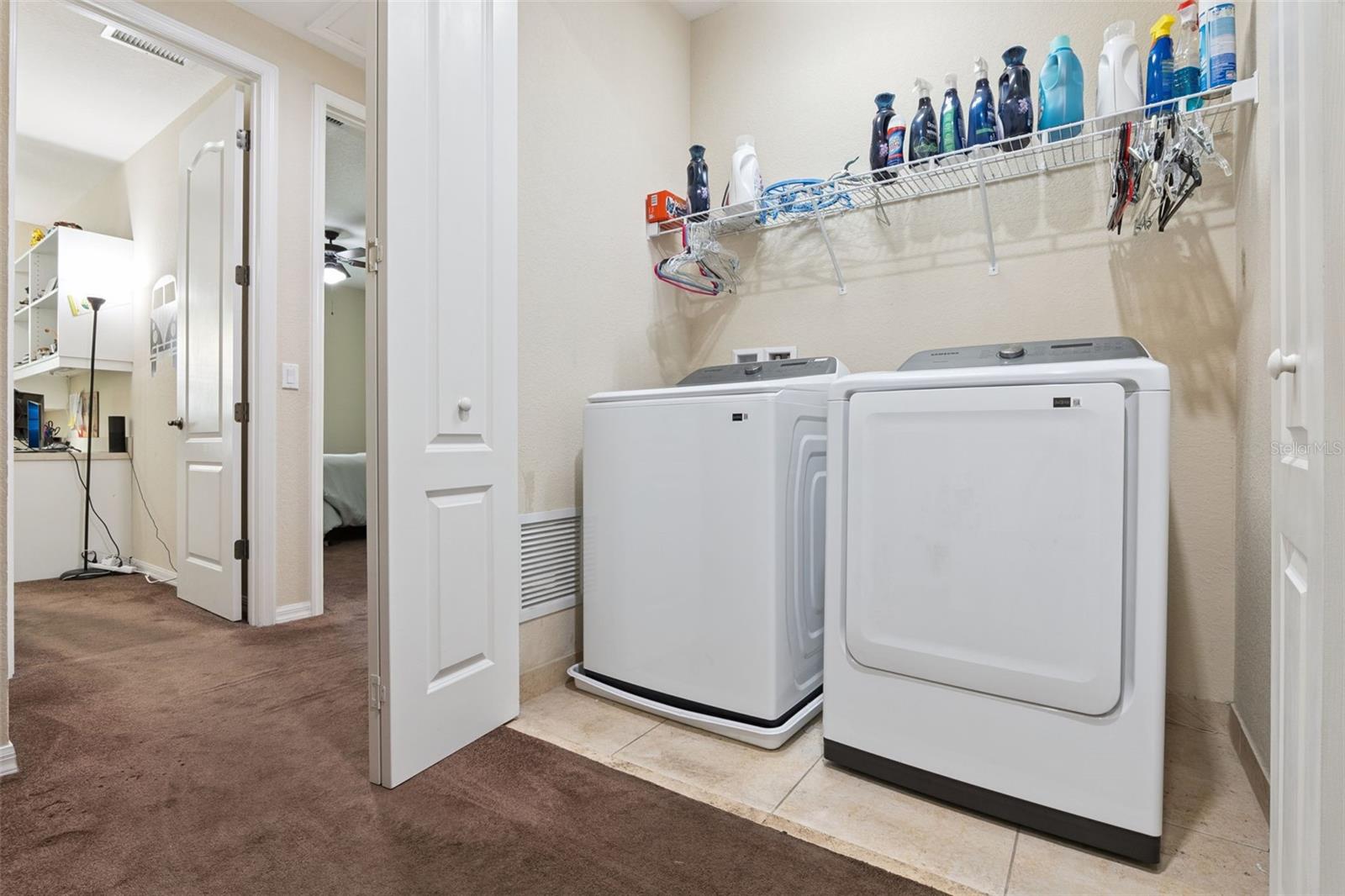 1911 SILVERWEED WAY, OVIEDO, FL, 32765