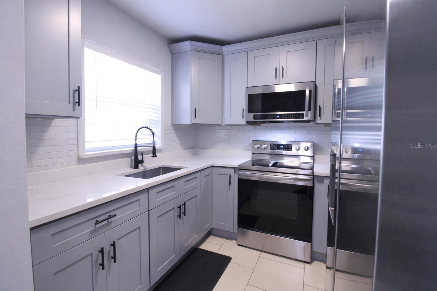 11808 N ARMENIA AVE, TAMPA, FL, 33612