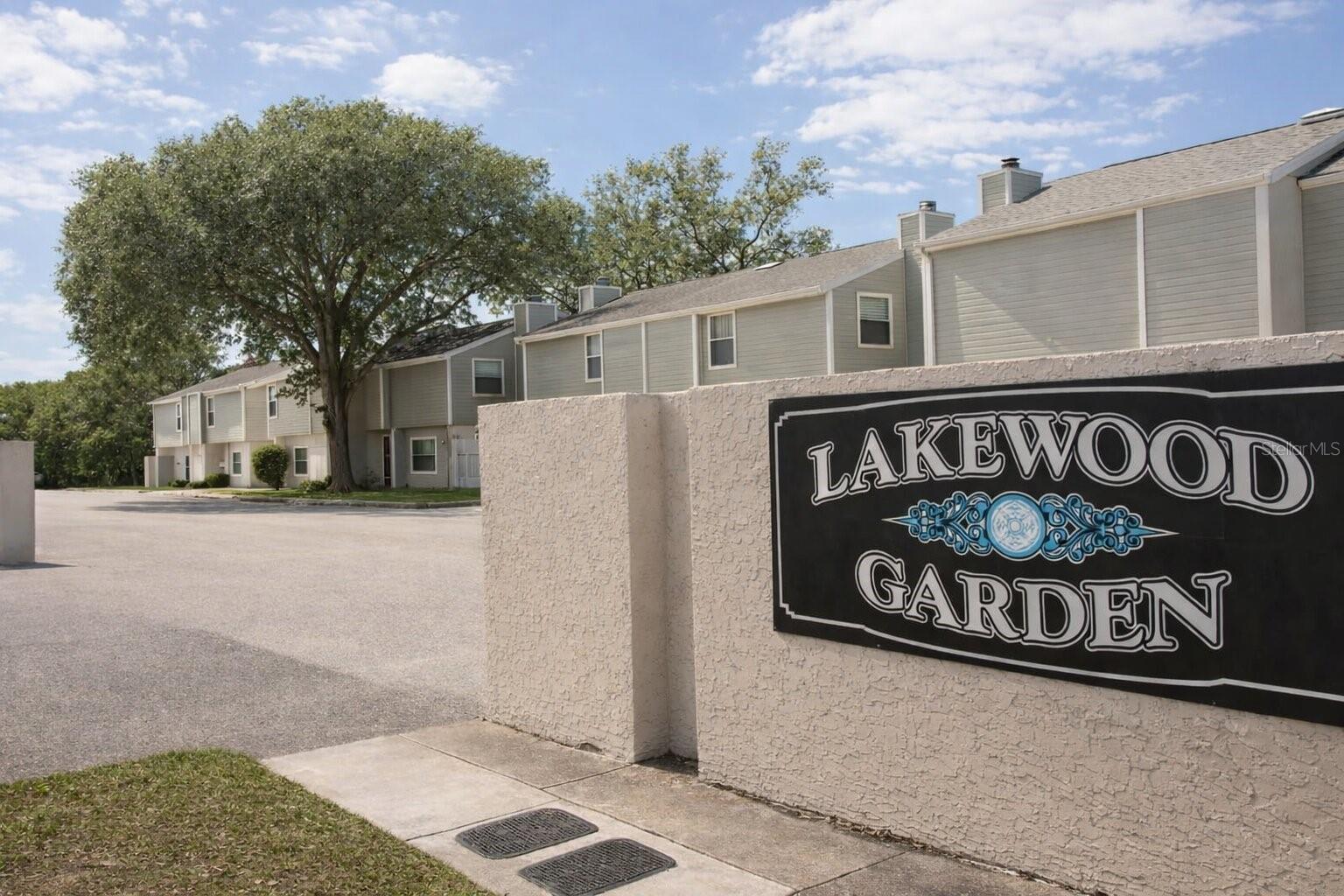 11808 N ARMENIA AVE, TAMPA, FL, 33612