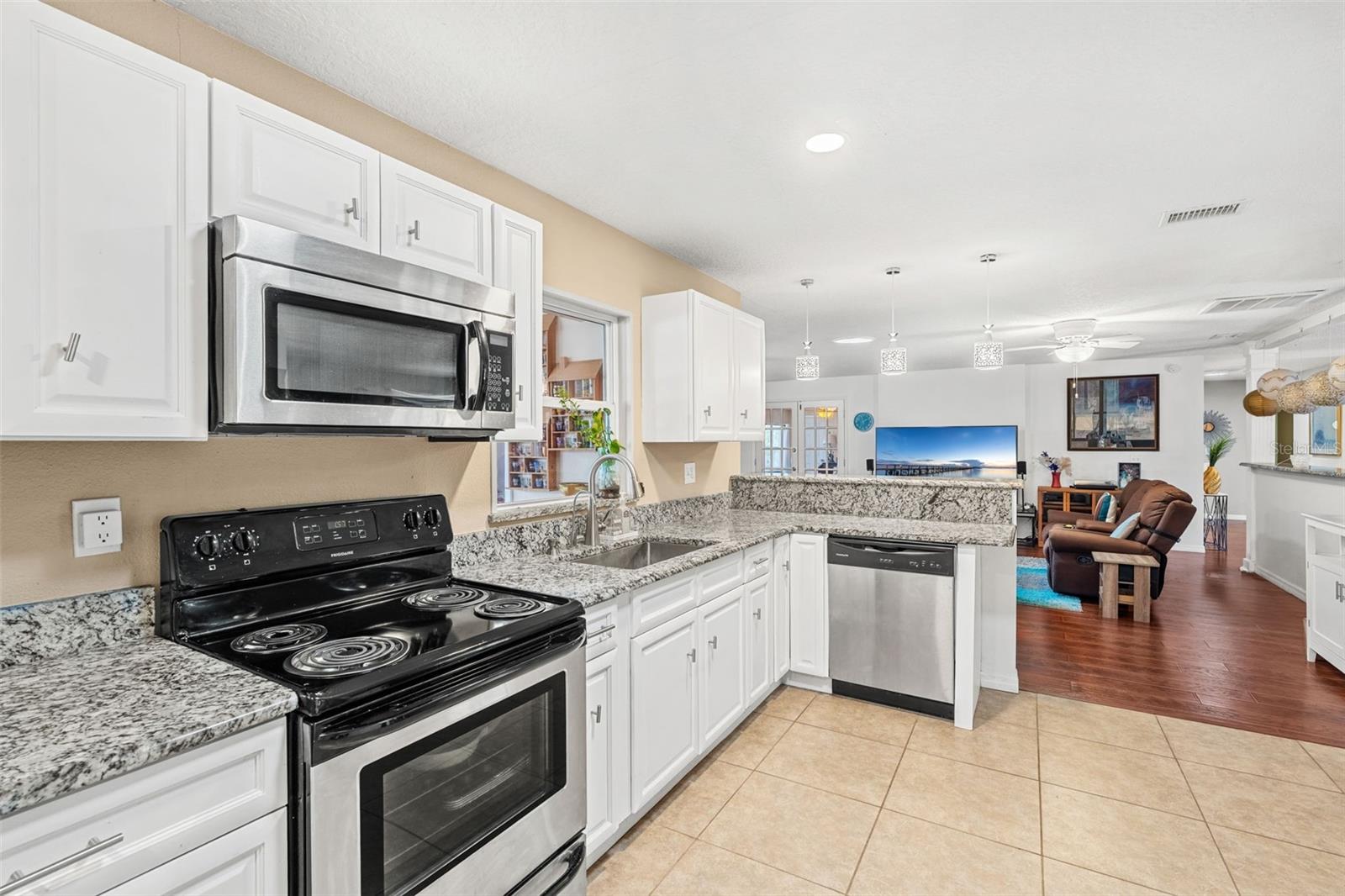1702 ELAINE AVE, ALTAMONTE SPRINGS, FL, 32701