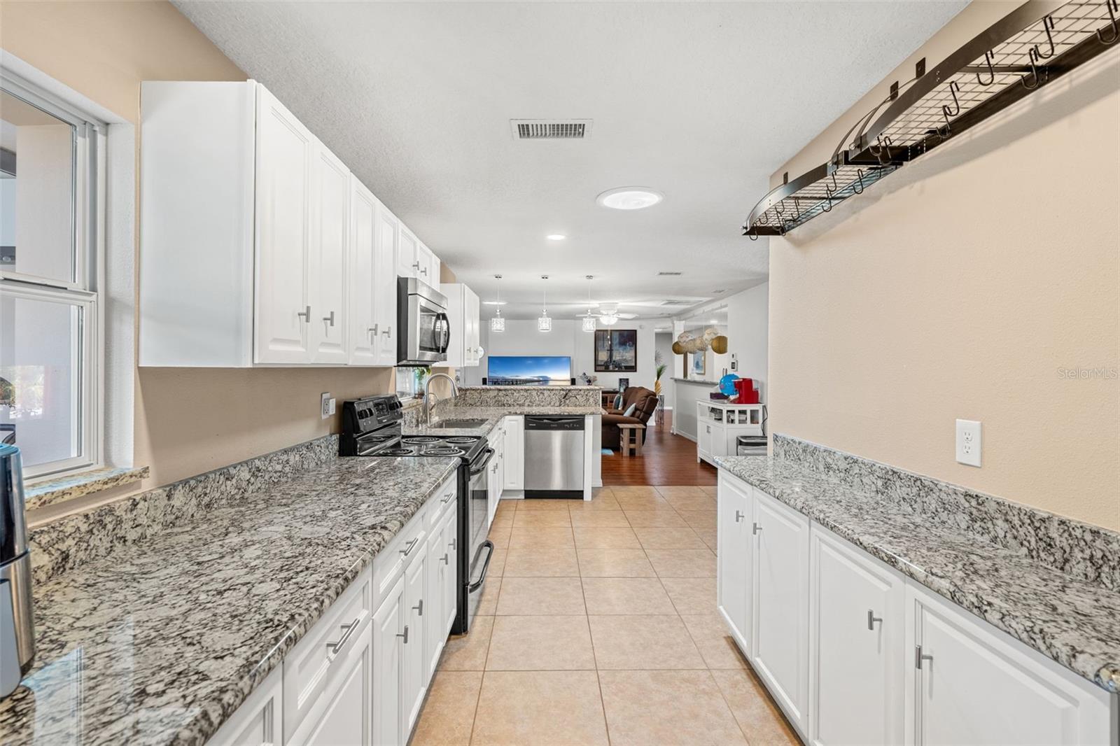 1702 ELAINE AVE, ALTAMONTE SPRINGS, FL, 32701