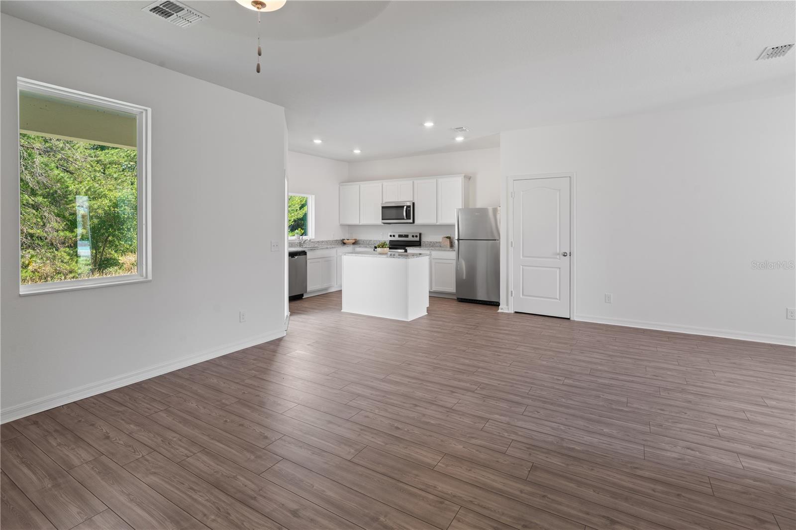 563 BAY LEAF DR, KISSIMMEE, FL, 34759