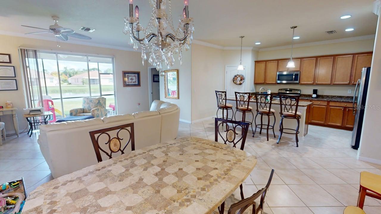 2571 LAURENTINA LN, CAPE CORAL, FL, 33909