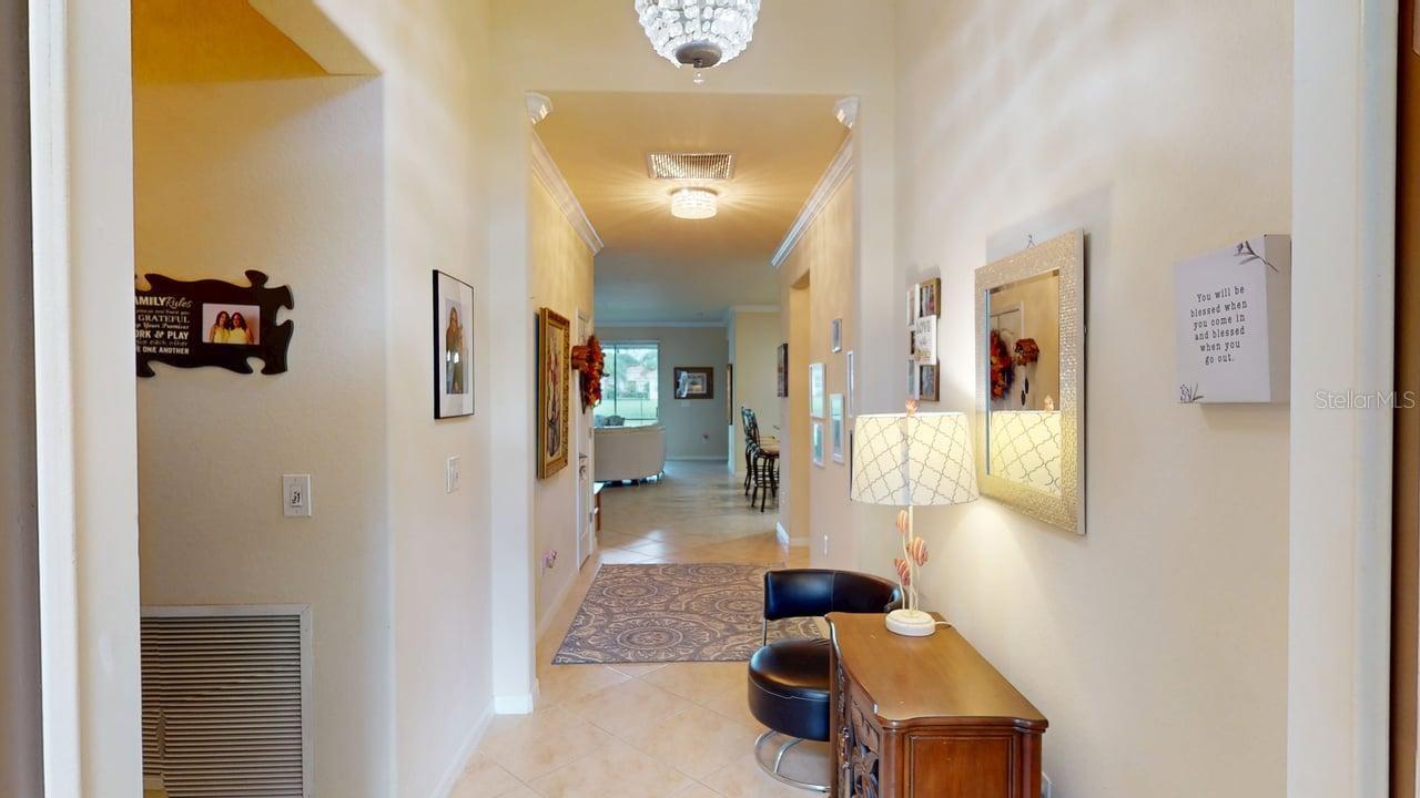 2571 LAURENTINA LN, CAPE CORAL, FL, 33909