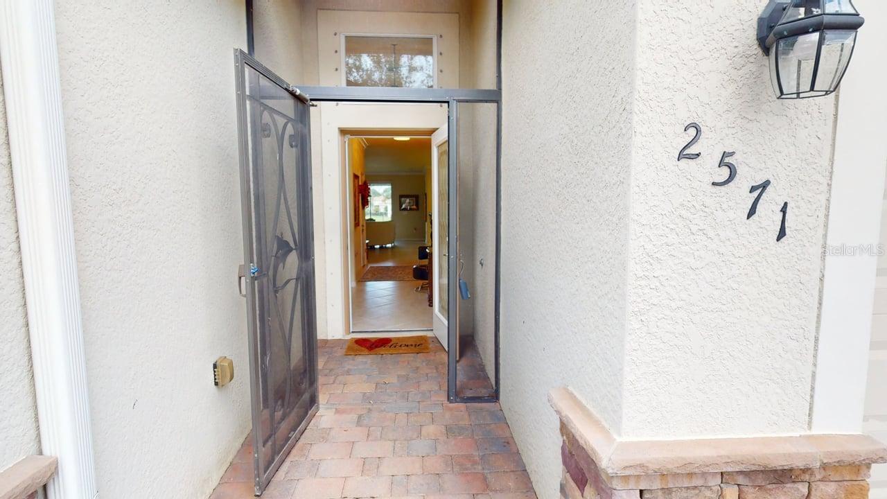 2571 LAURENTINA LN, CAPE CORAL, FL, 33909