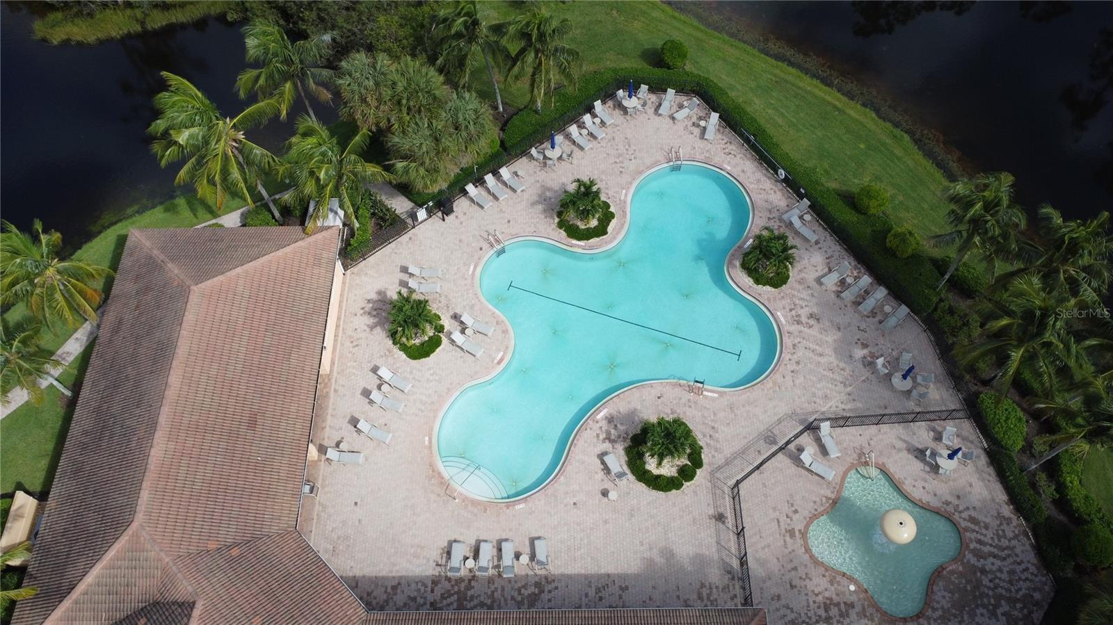 2571 LAURENTINA LN, CAPE CORAL, FL, 33909