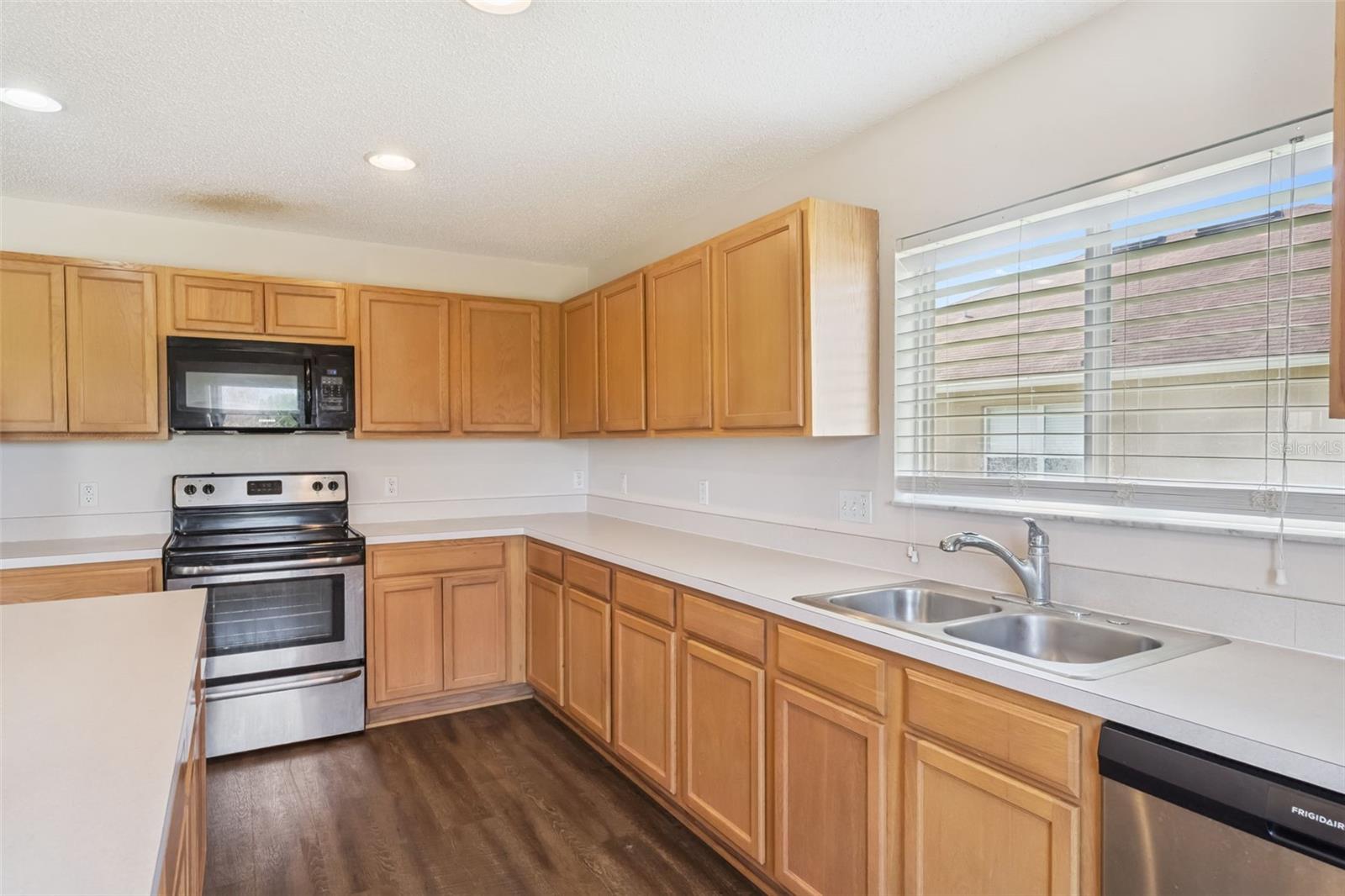 928 ELDERBERRY DR, DAVENPORT, FL, 33897