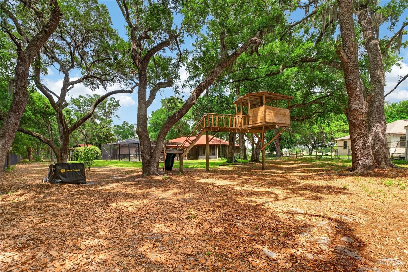 1250 SAINT ANNE SHRINE RD, LAKE WALES, FL, 33898