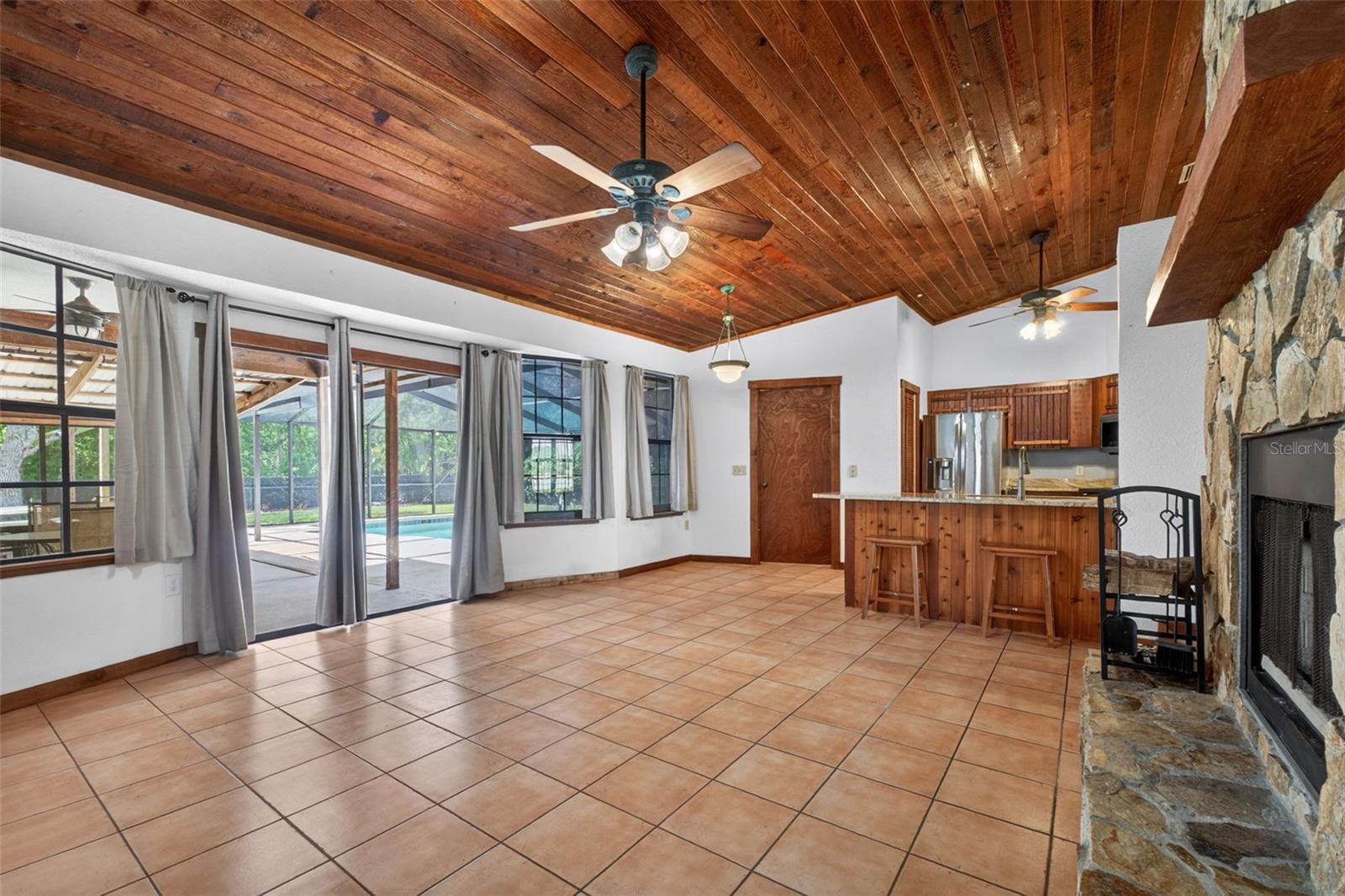 1250 SAINT ANNE SHRINE RD, LAKE WALES, FL, 33898