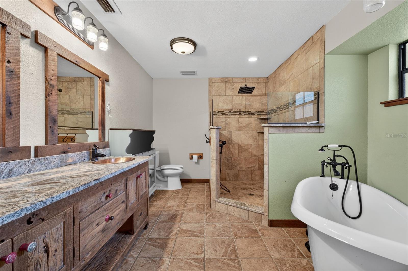 1250 SAINT ANNE SHRINE RD, LAKE WALES, FL, 33898