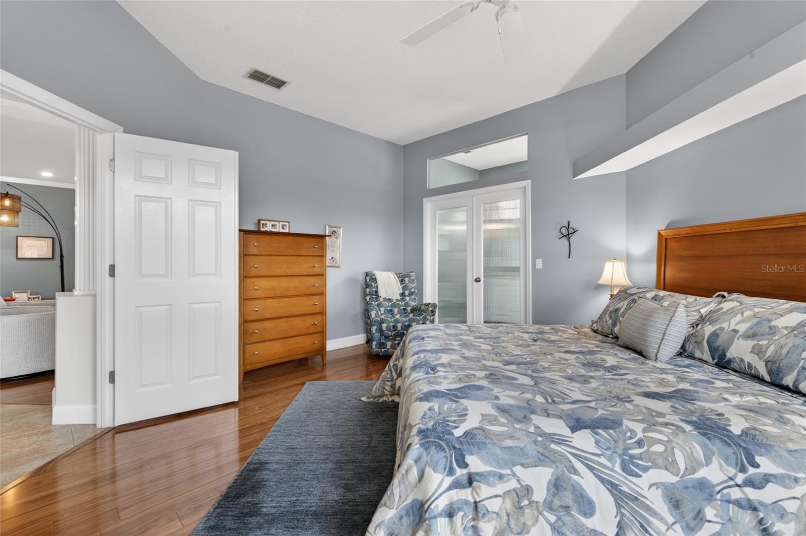 8243 RIVIERA SHORE CT, ORLANDO, FL, 32817
