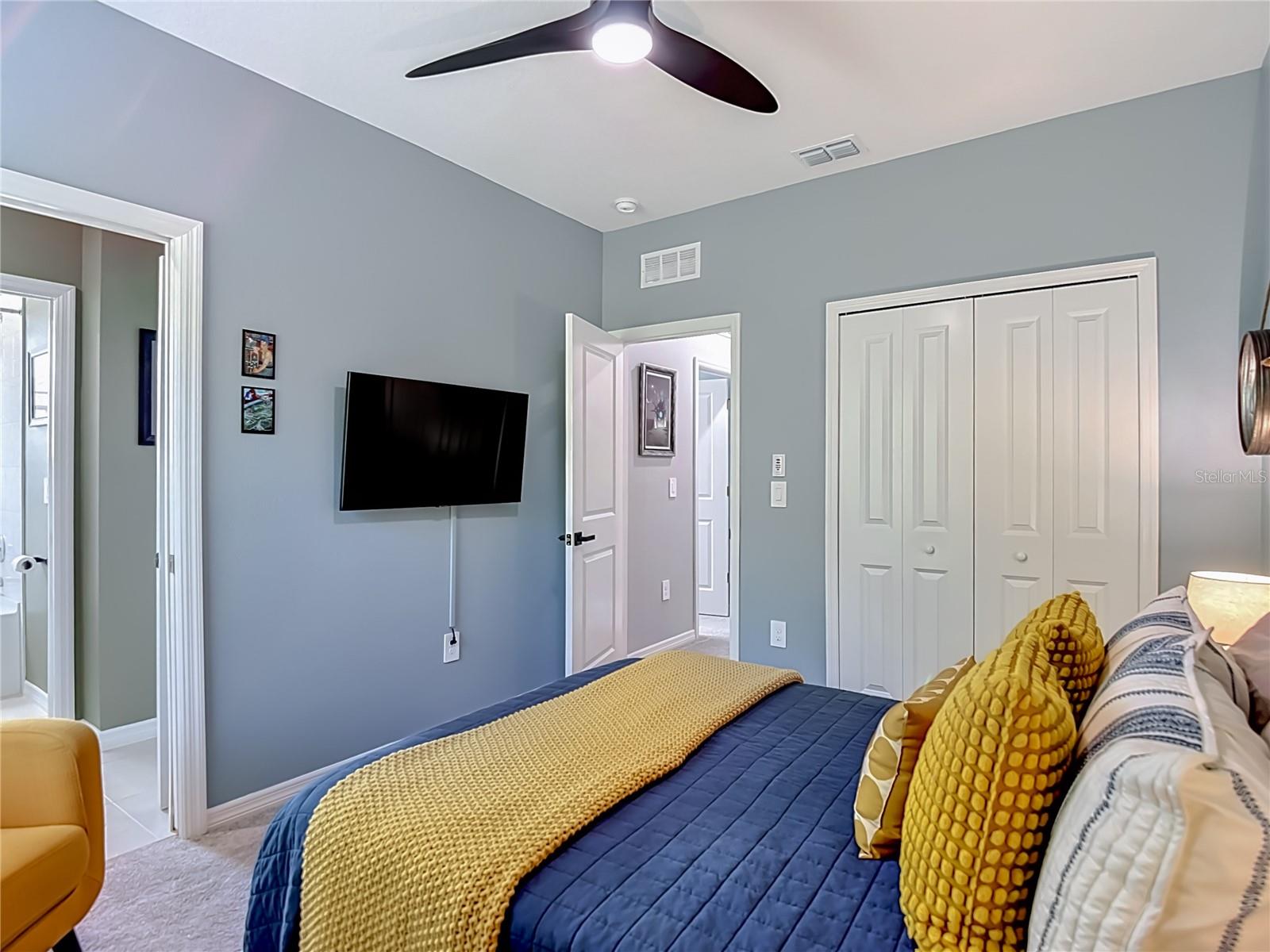 10801 FORT WHITE CT, TAMPA, FL, 33647