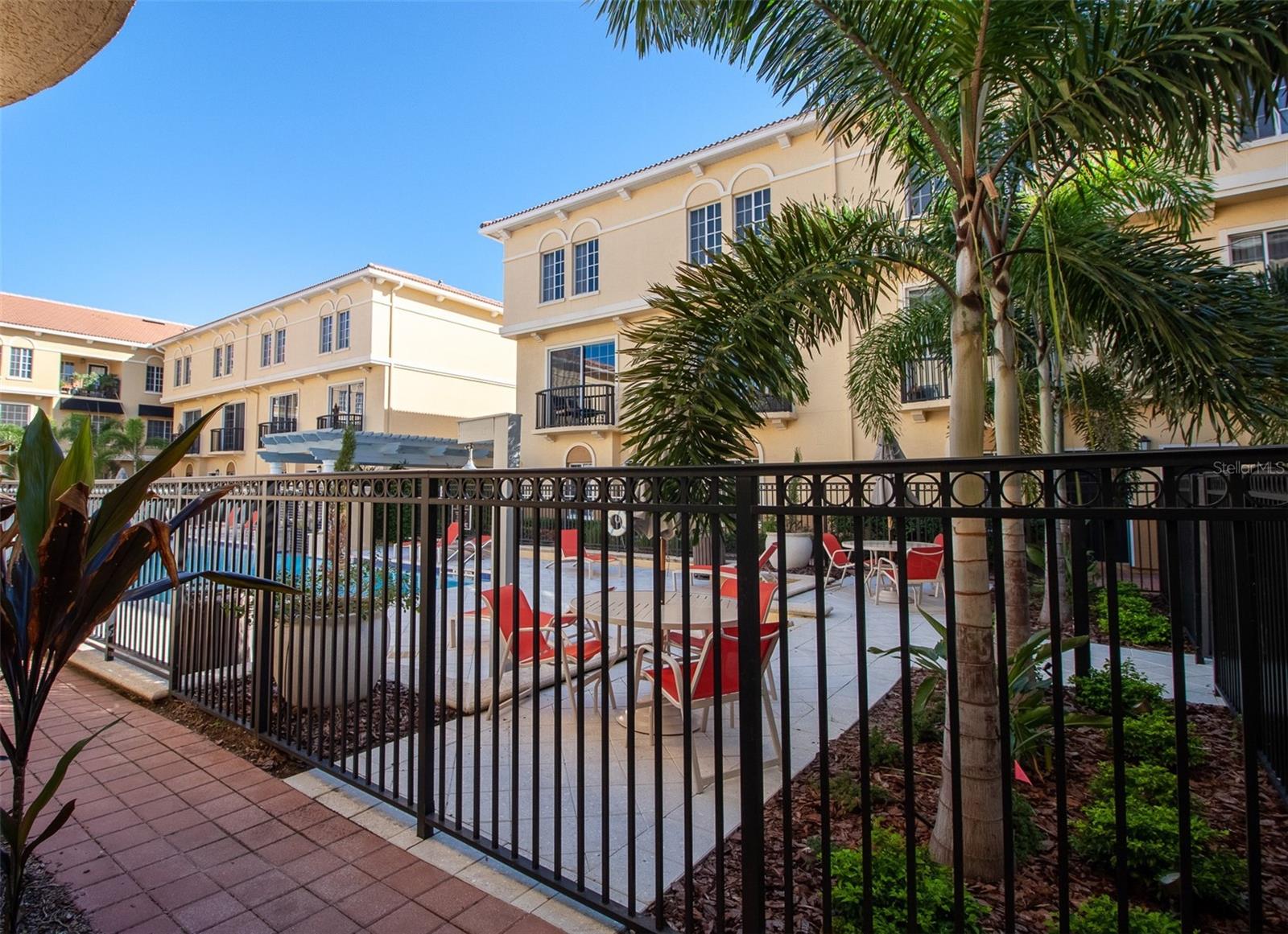 135 GRAND BEACH PL, TAMPA, FL, 33609