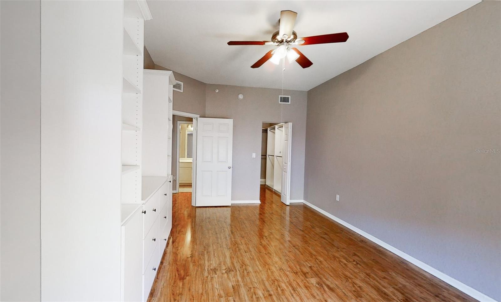 135 GRAND BEACH PL, TAMPA, FL, 33609