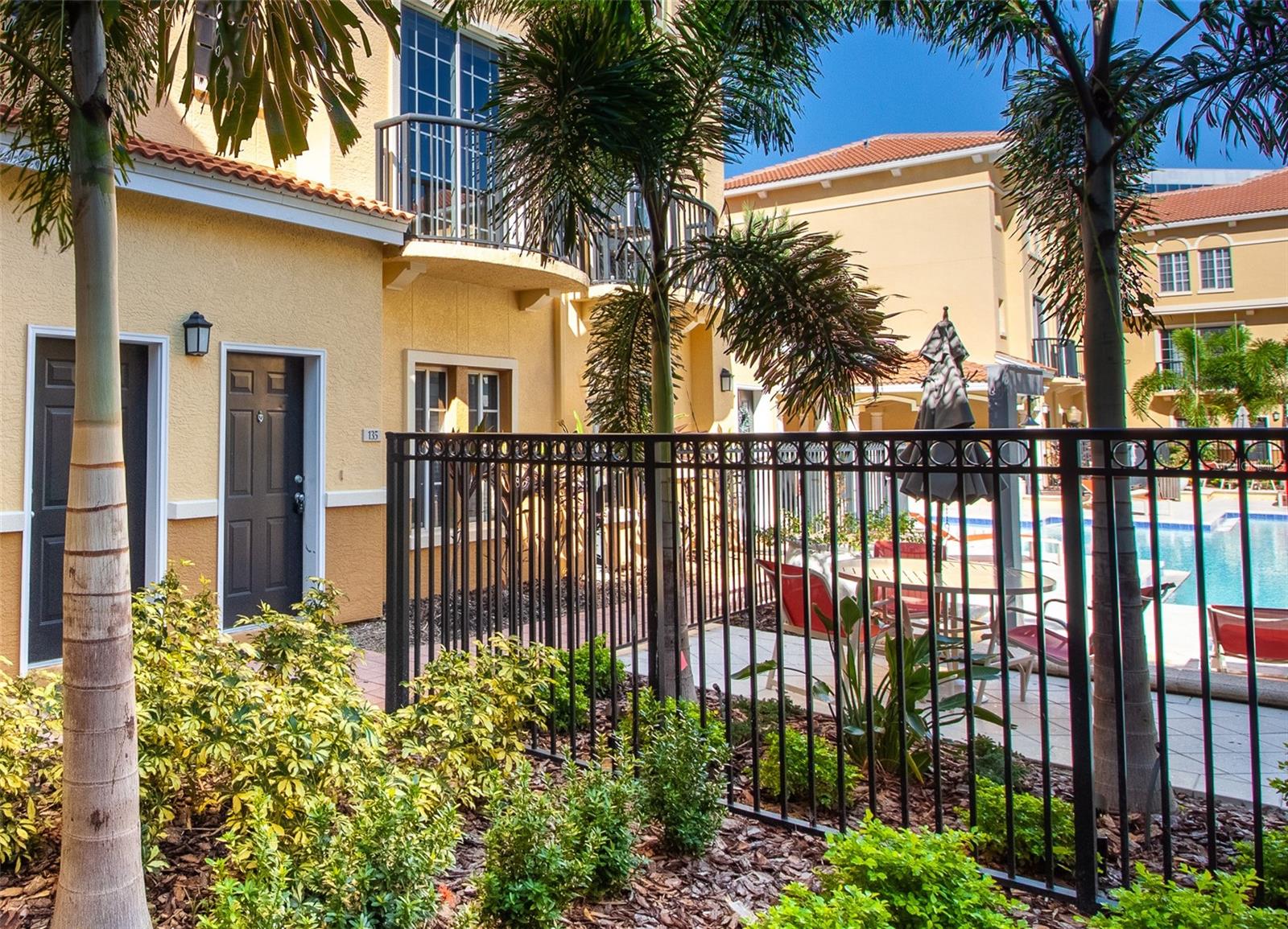 135 GRAND BEACH PL, TAMPA, FL, 33609