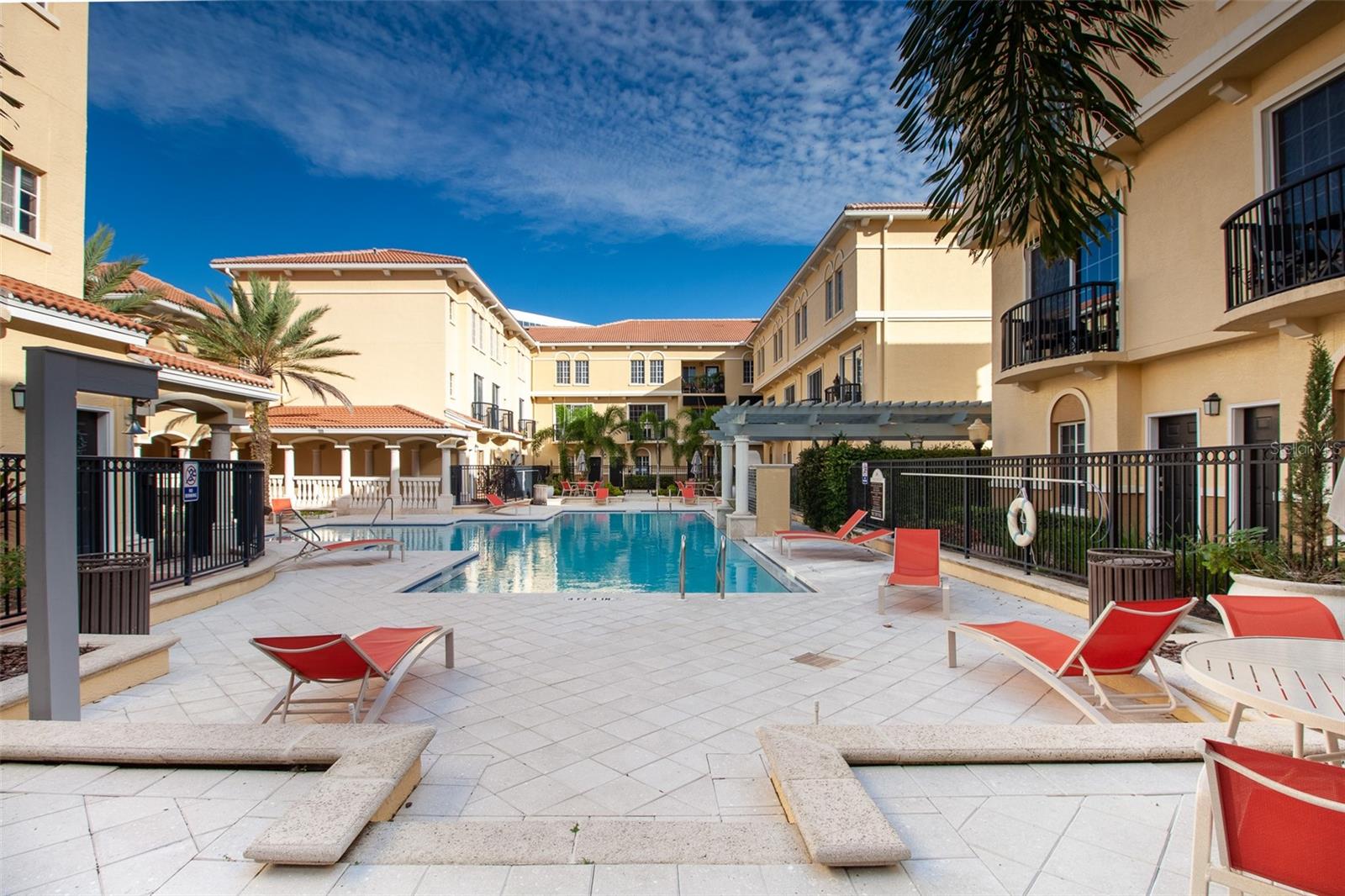 135 GRAND BEACH PL, TAMPA, FL, 33609