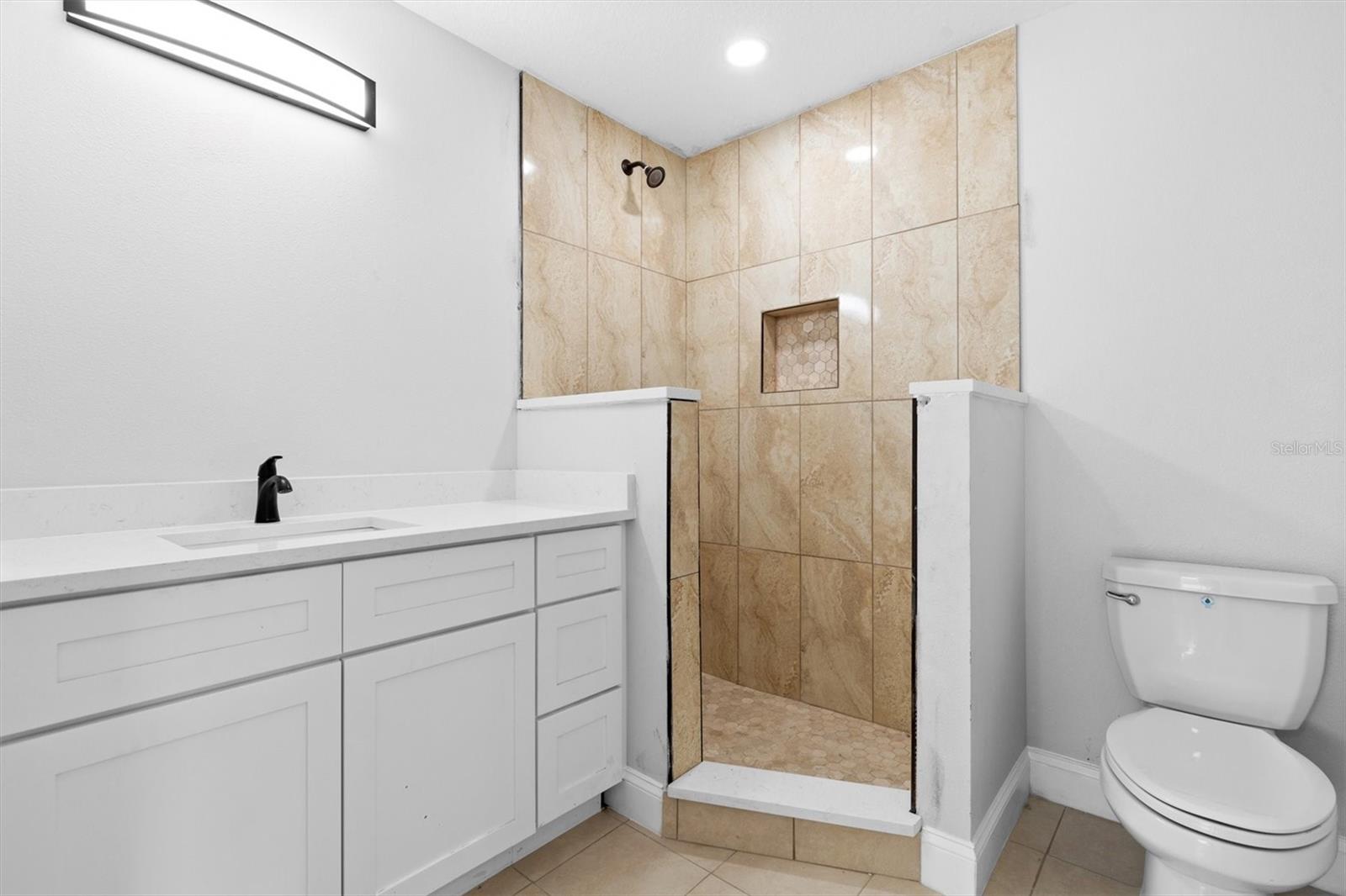 2015 E SEWARD ST, TAMPA, FL, 33604