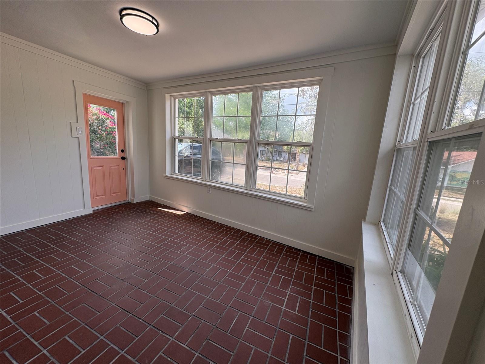 1140 3RD ST N, SAFETY HARBOR, FL, 34695