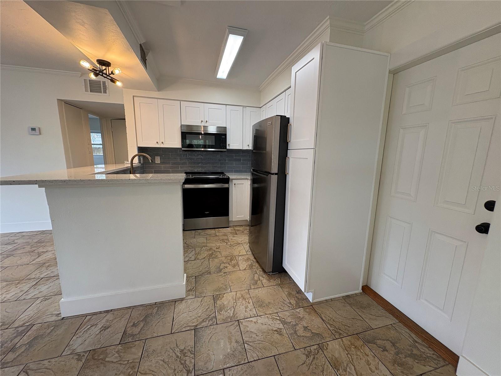 1140 3RD ST N, SAFETY HARBOR, FL, 34695