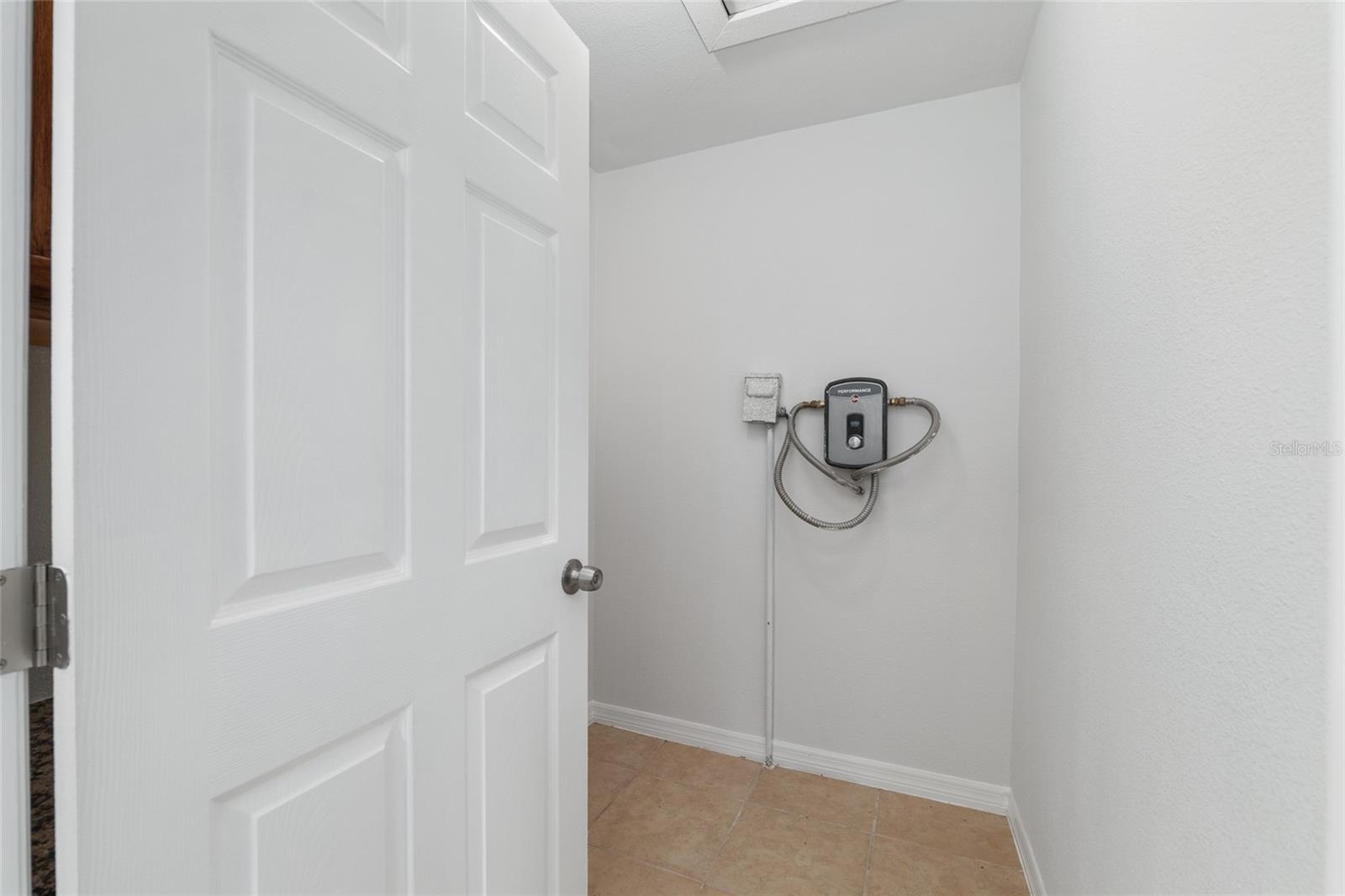 1326 S ESTUARY, CRYSTAL RIVER, FL, 34429