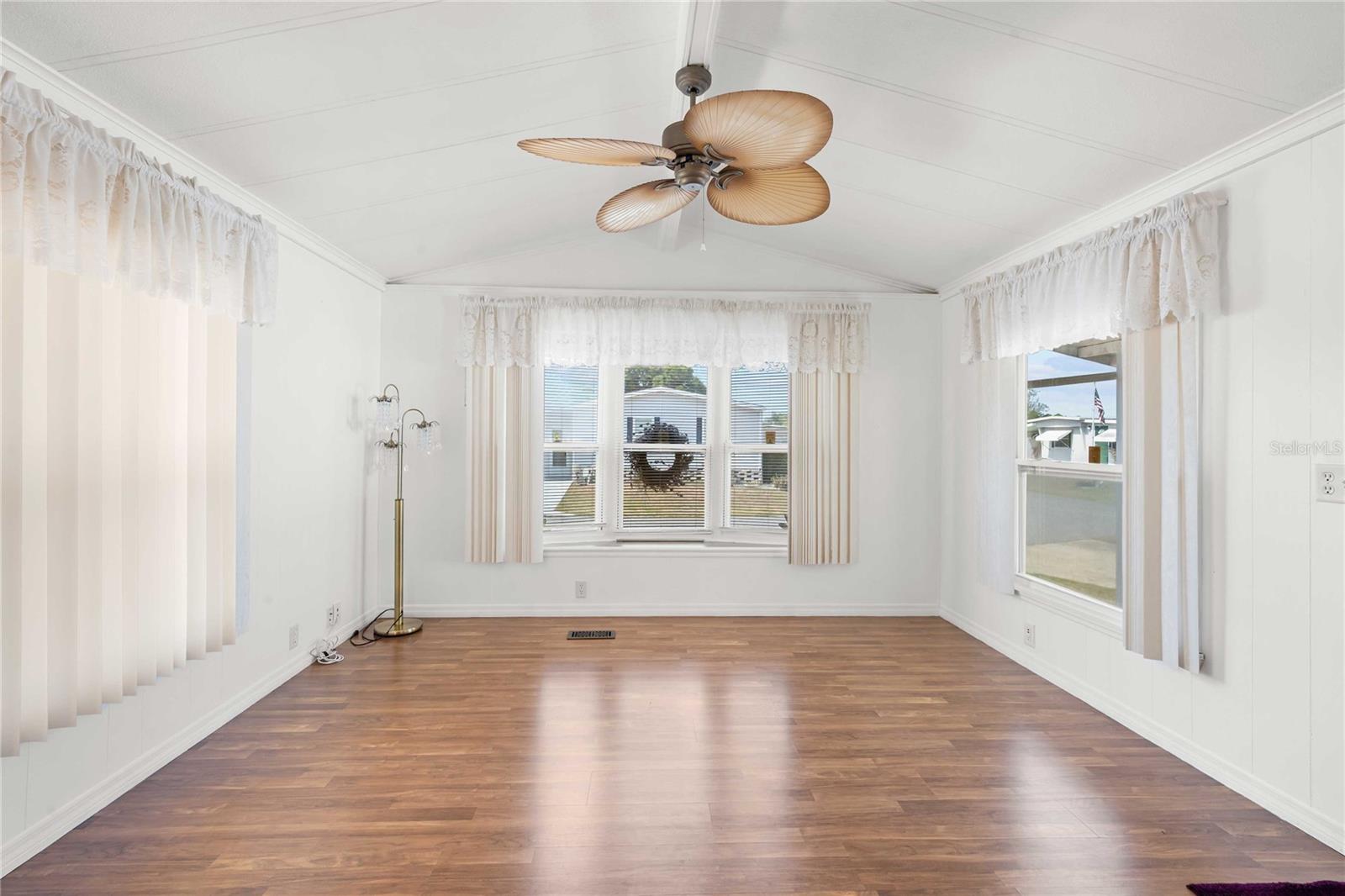 36436 CORDOVA CIR, ZEPHYRHILLS, FL, 33541