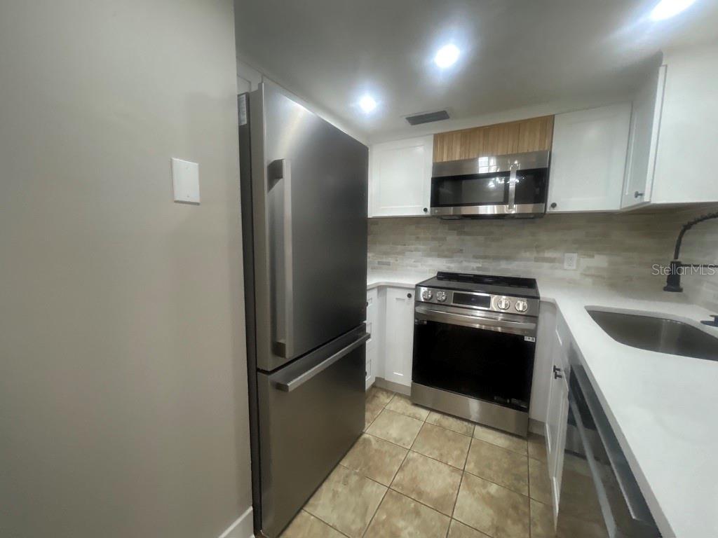 4901 ONYX LN #102, NEW PORT RICHEY, FL, 34652