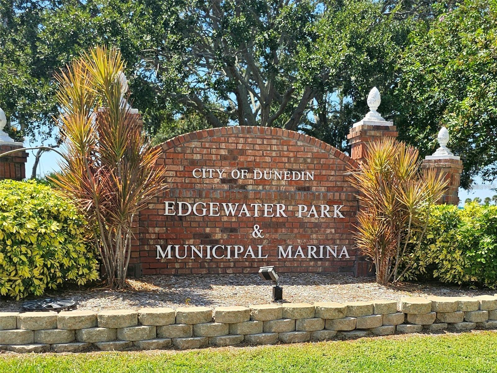 611 LYNDHURST ST, DUNEDIN, FL, 34698