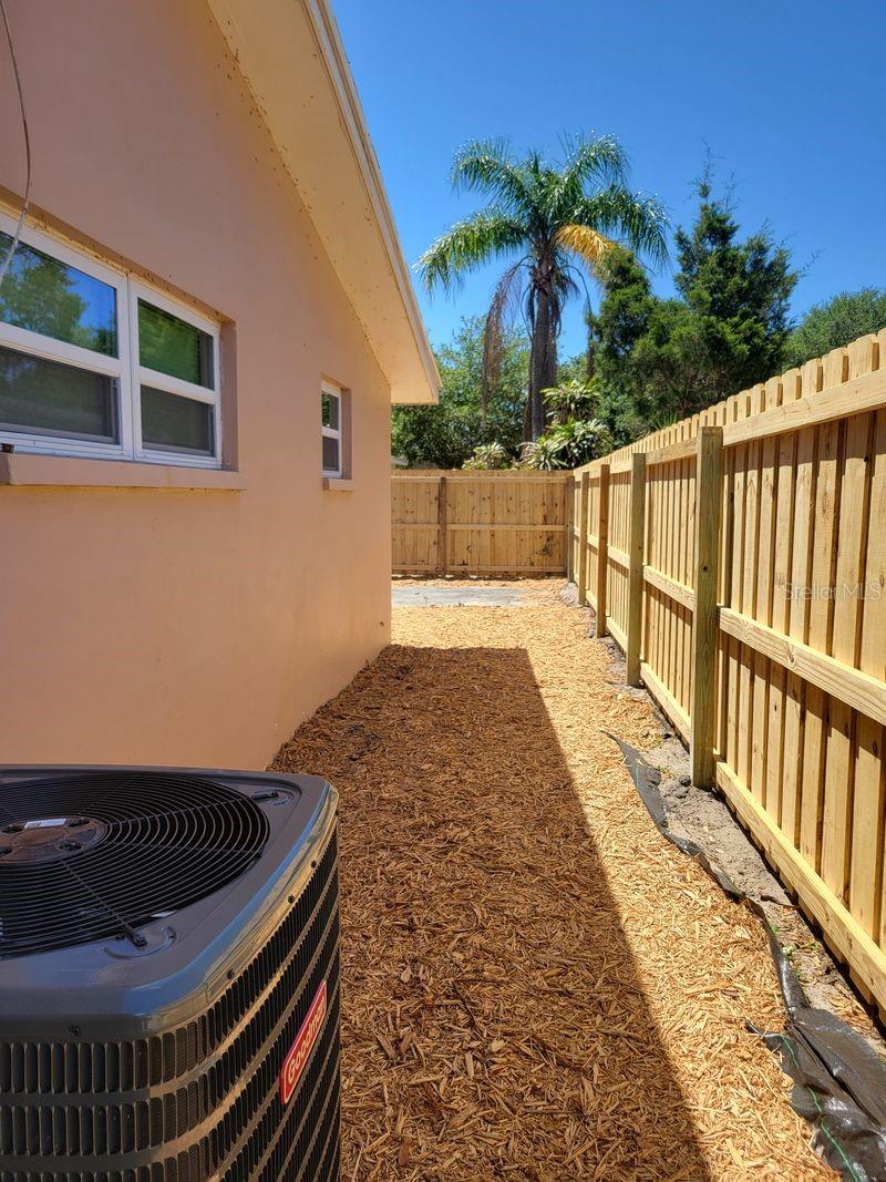 611 LYNDHURST ST, DUNEDIN, FL, 34698