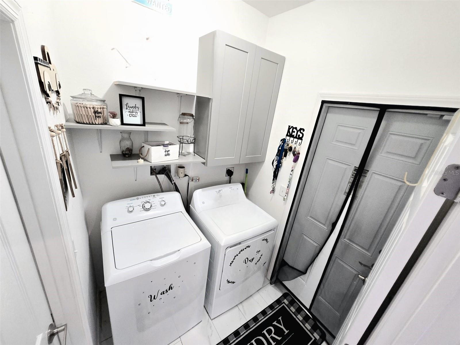 209 E LEMON ST, DAVENPORT, FL, 33837