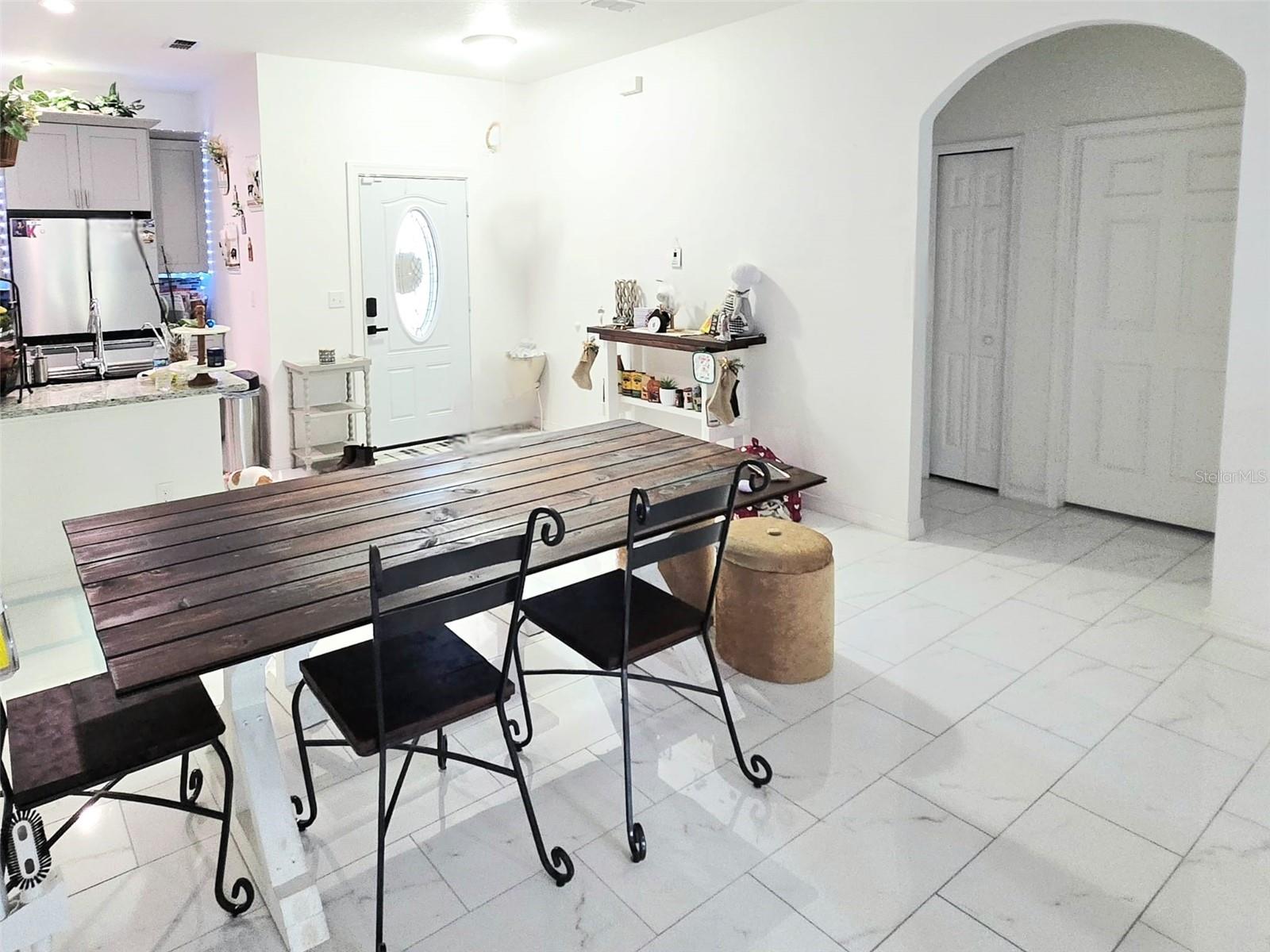 209 E LEMON ST, DAVENPORT, FL, 33837